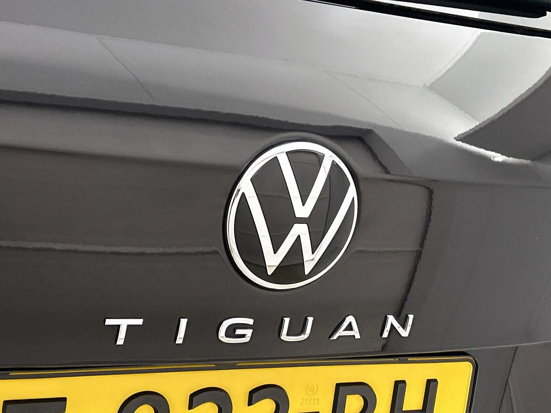 Volkswagen-Tiguan-image-26