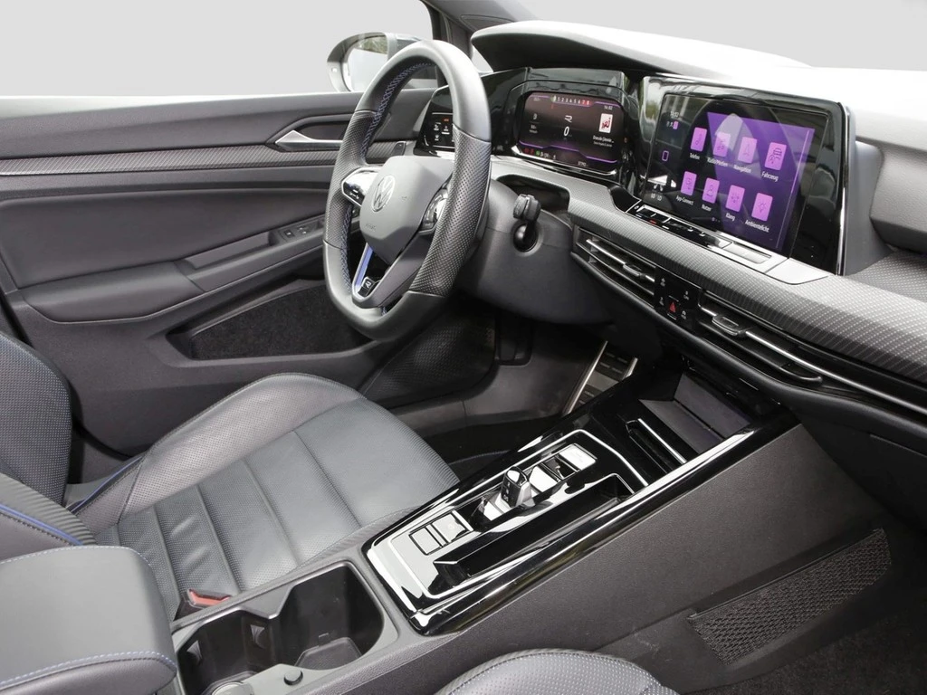 Volkswagen-Golf-image-8