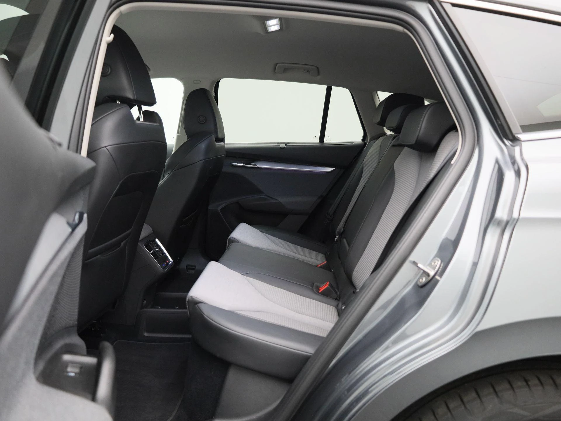 Škoda-Enyaq iV-image-11
