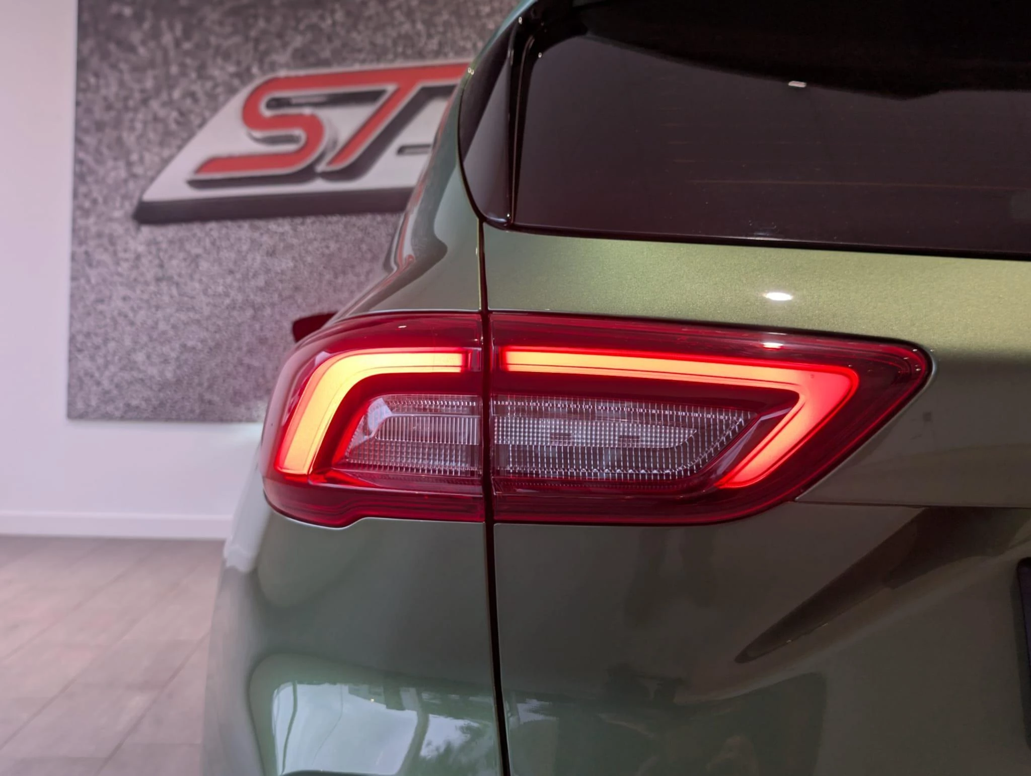 Ford-Kuga-image-21