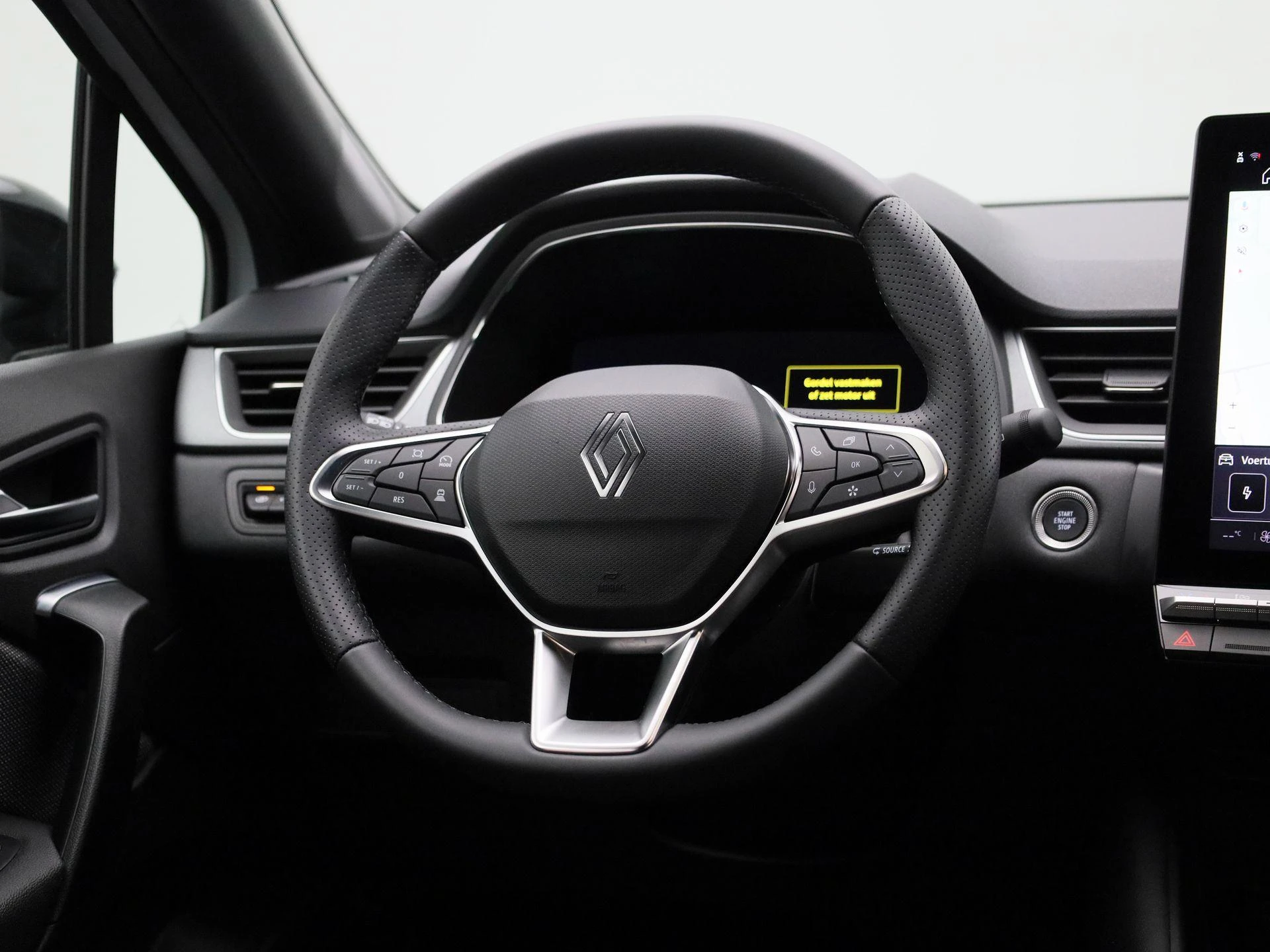 Renault-Captur-image-8