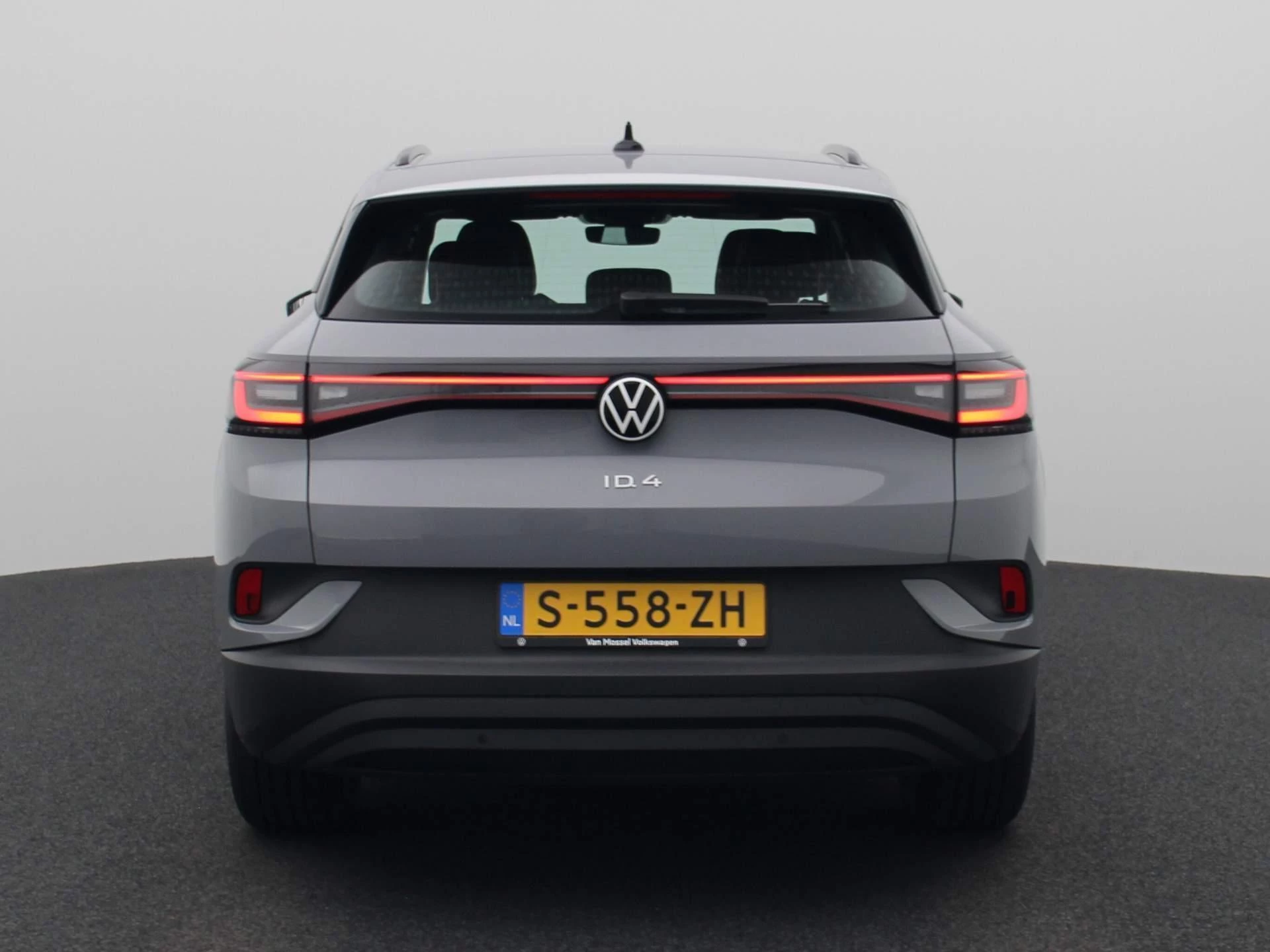 Volkswagen-ID.4-image-4