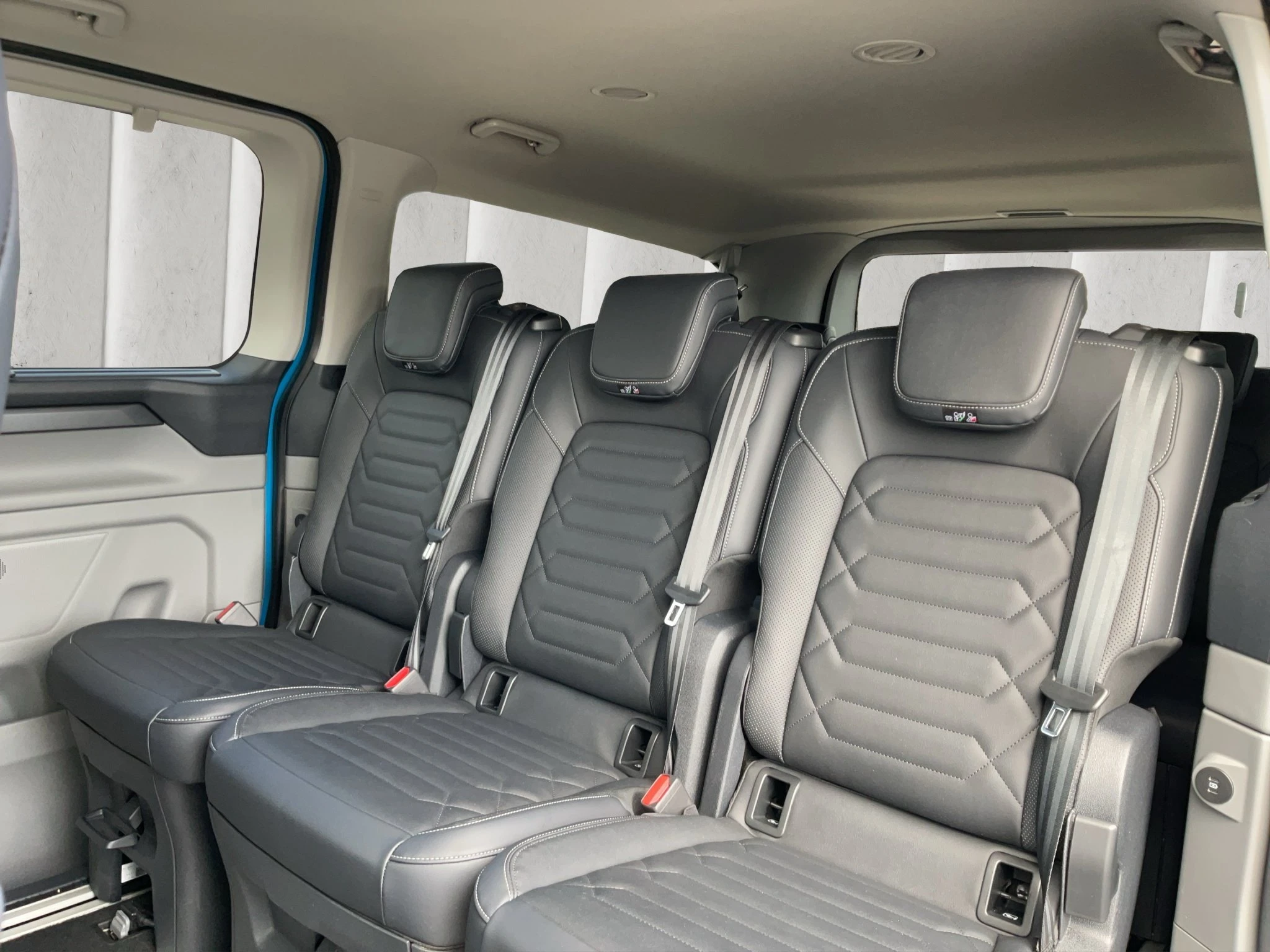 Ford-Tourneo Custom-image-10