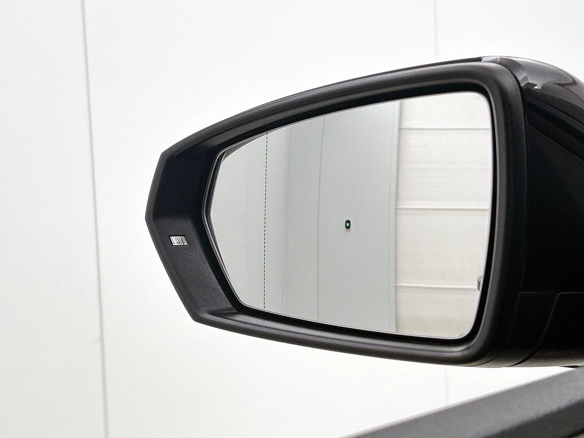 Volkswagen-Polo-image-18