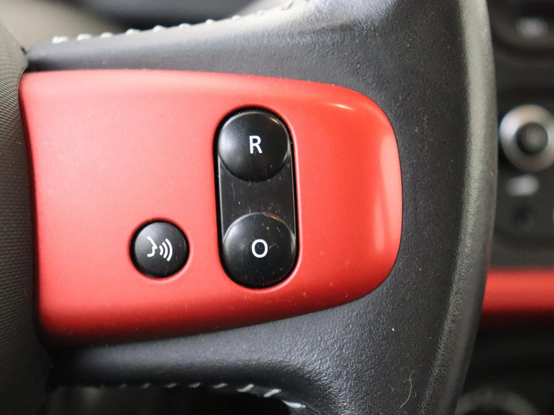 Renault-Twingo-image-12