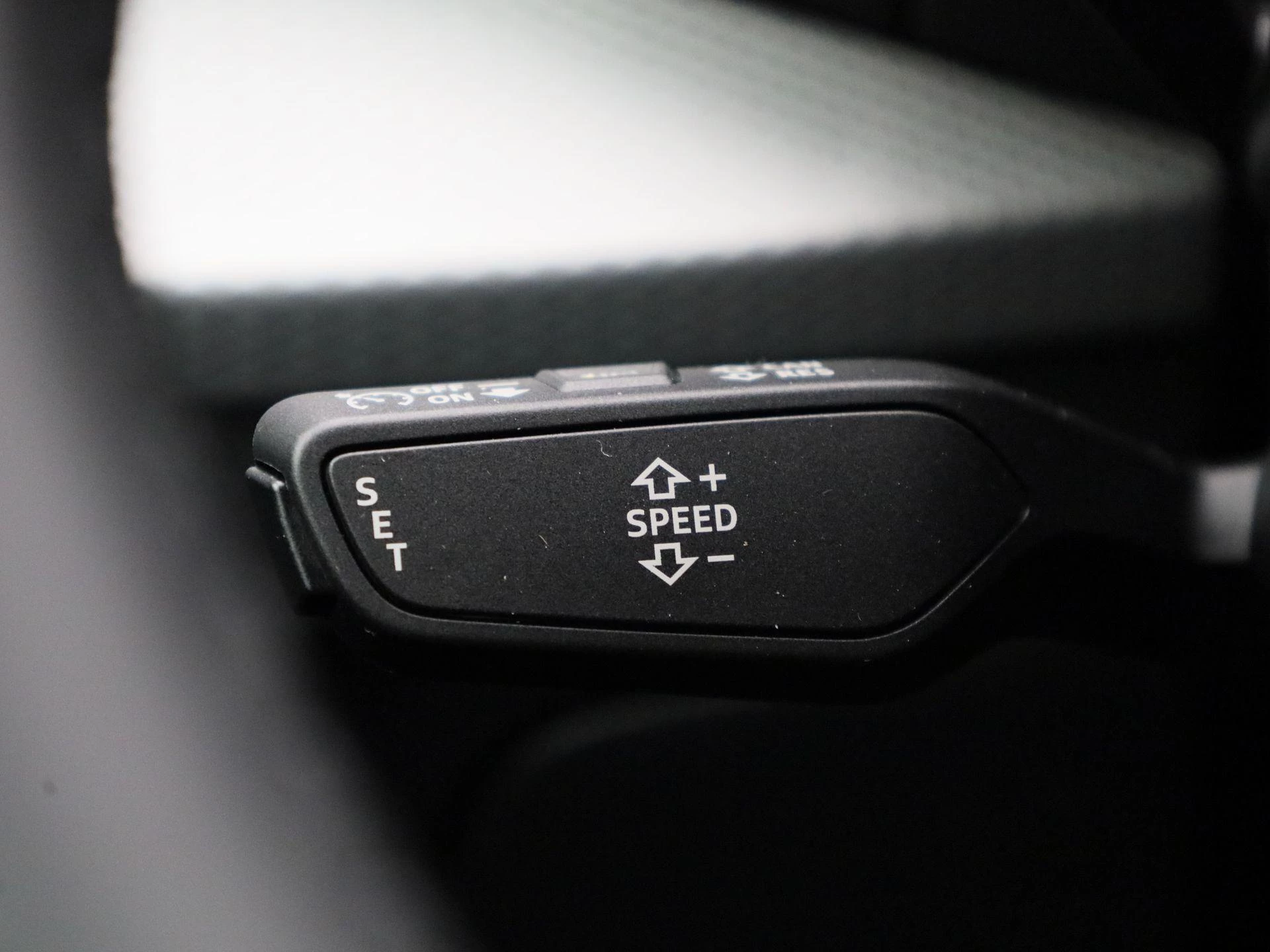 Audi-Q2-image-23