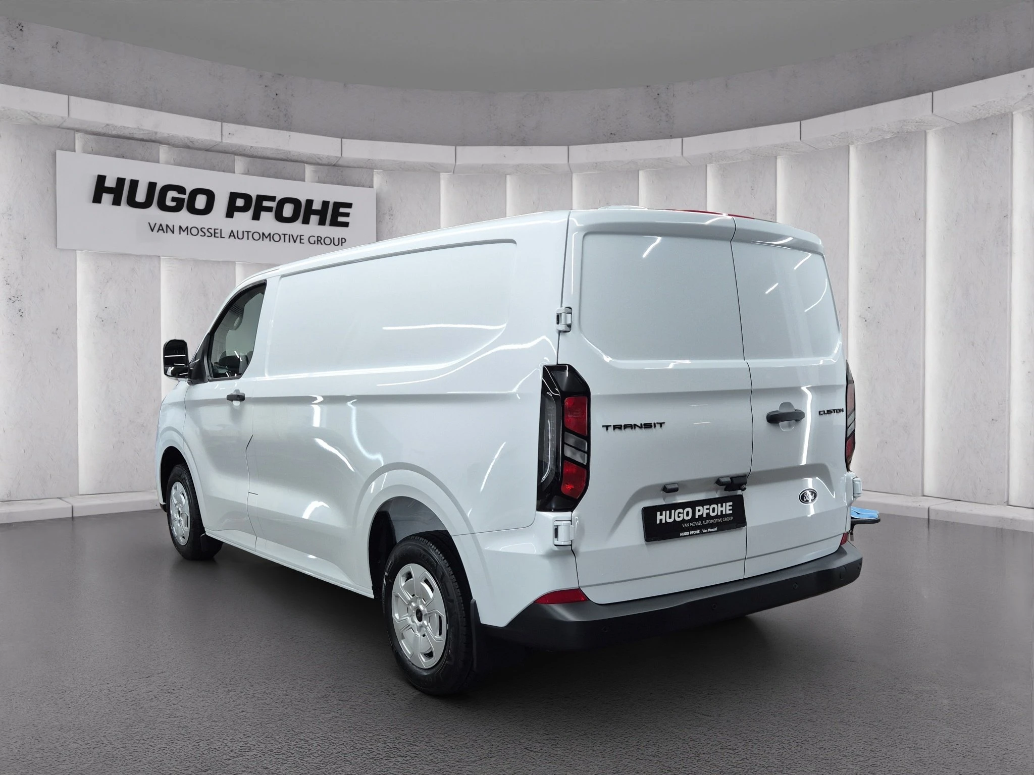 Ford-Transit Custom-image-2