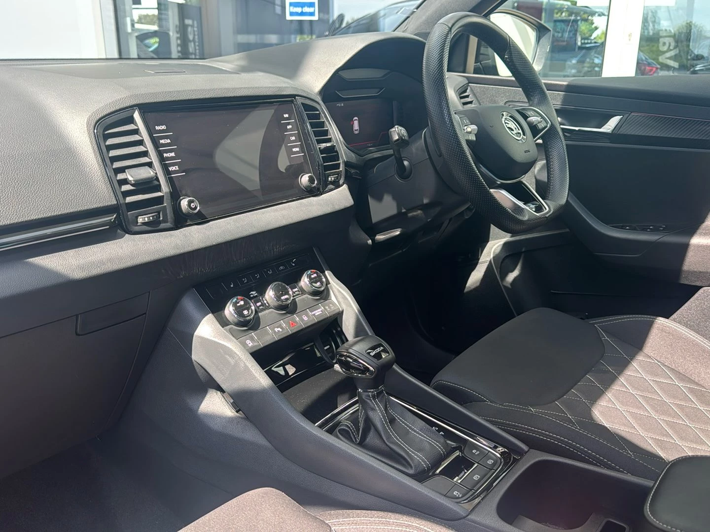 Škoda Karoq 1.5 TSI Sportline 5dr DSG