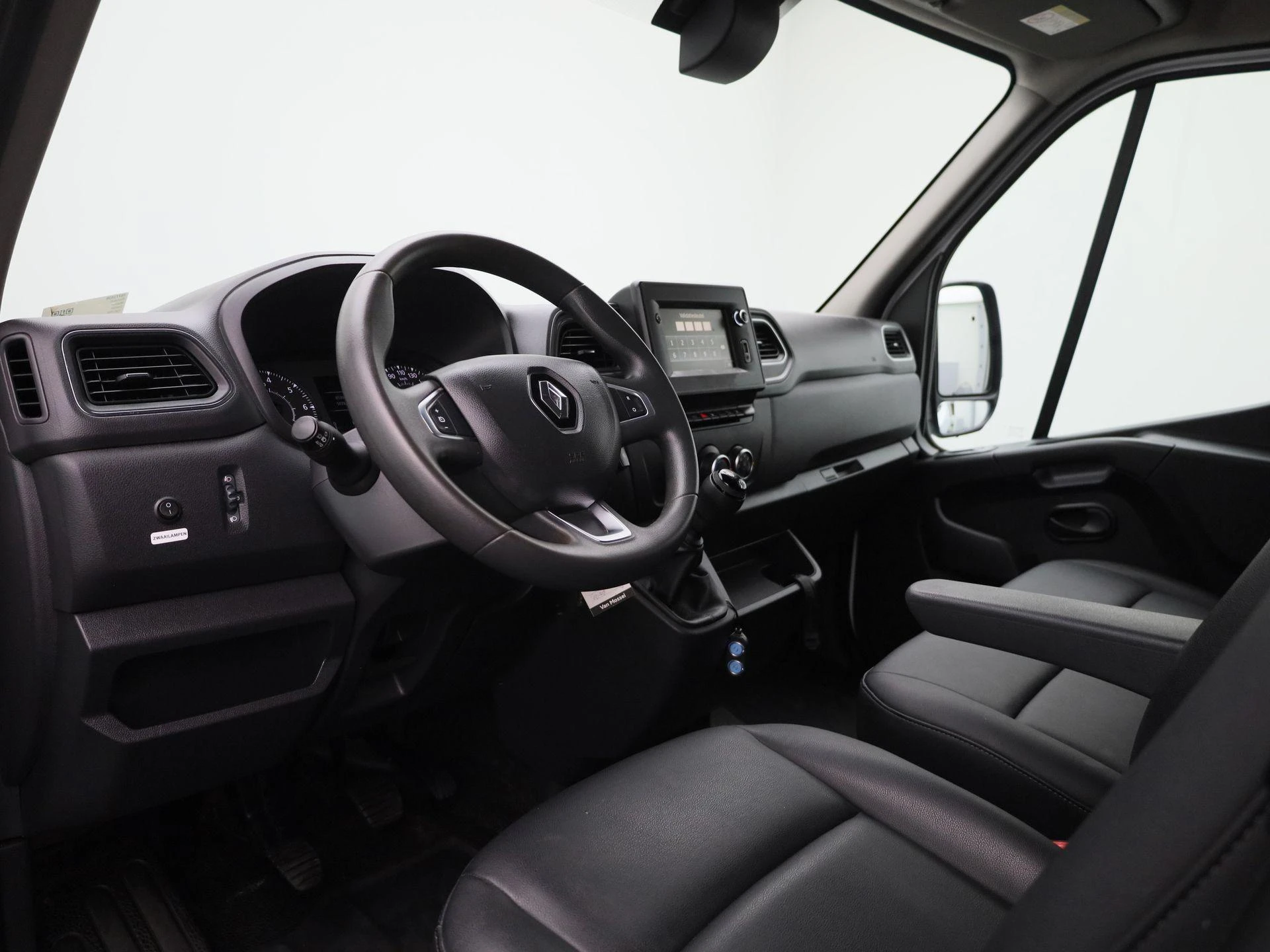 Renault-Master-image-28