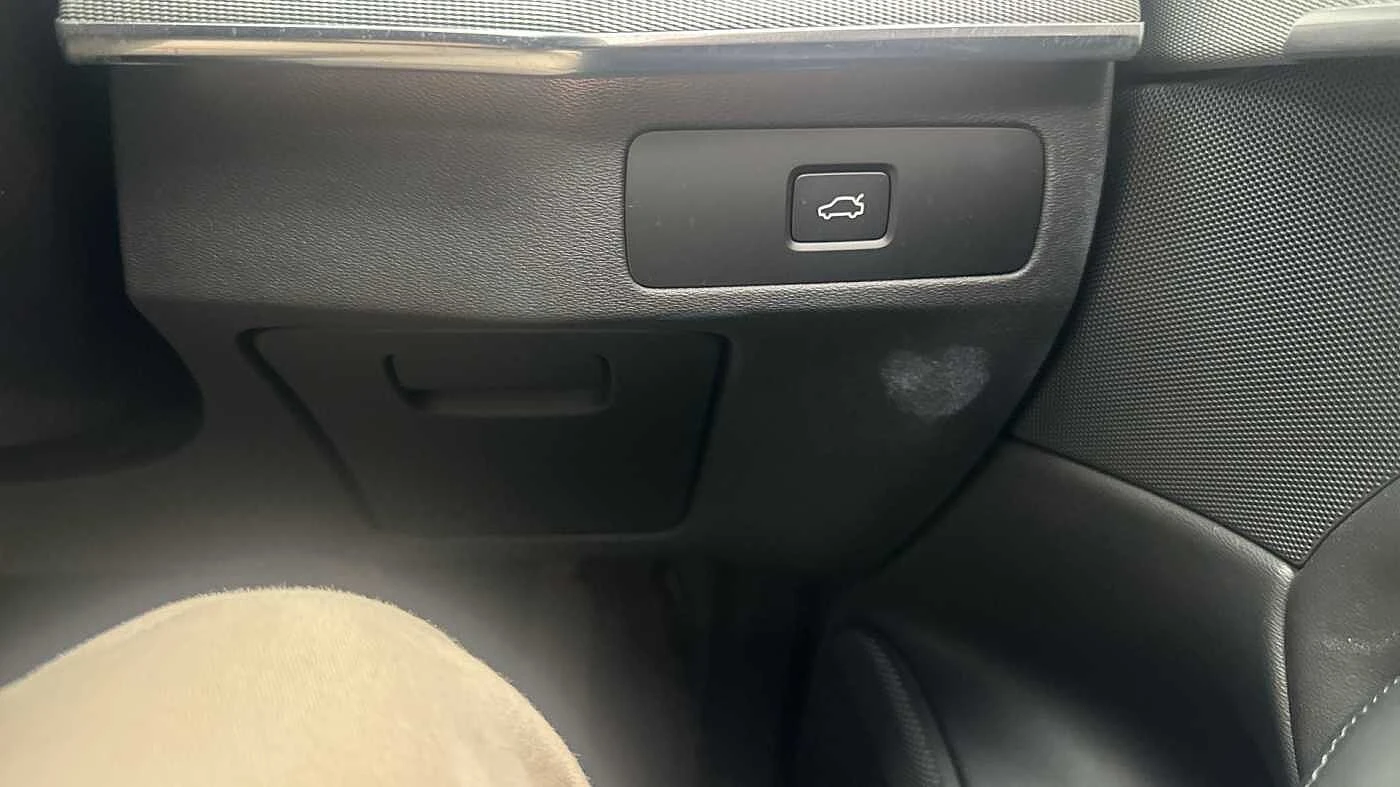 Volvo-XC90-image-40