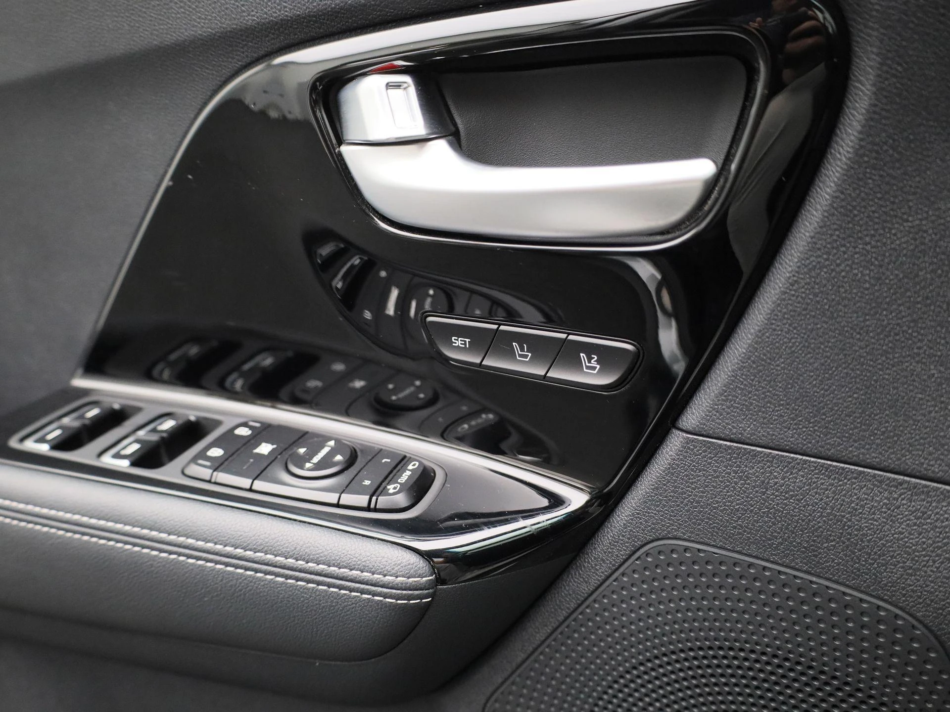 Kia-Niro-image-24