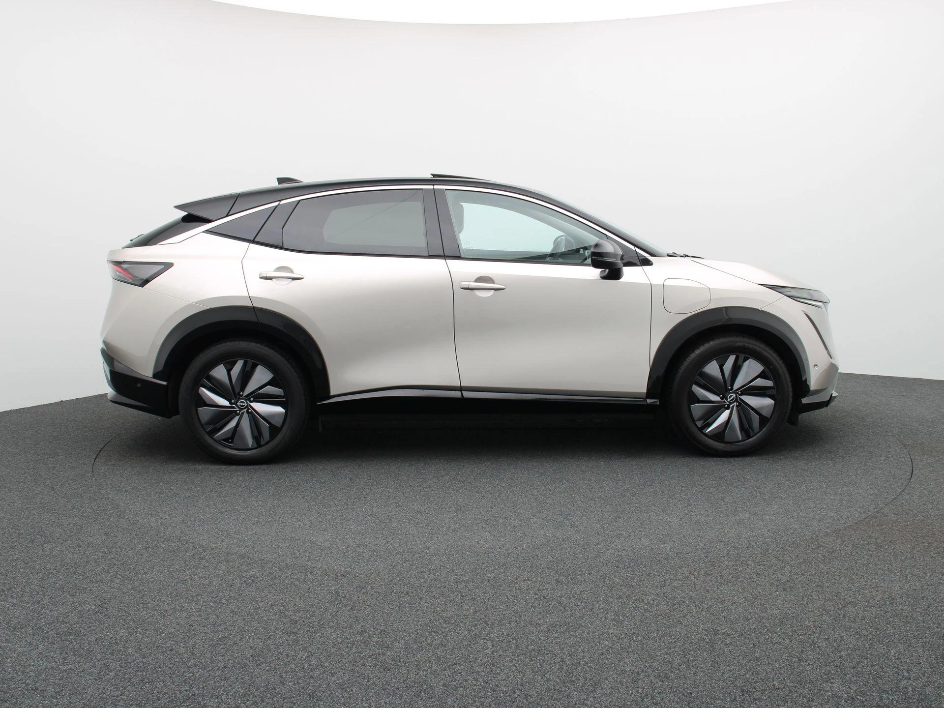 Nissan-ARIYA-image-6