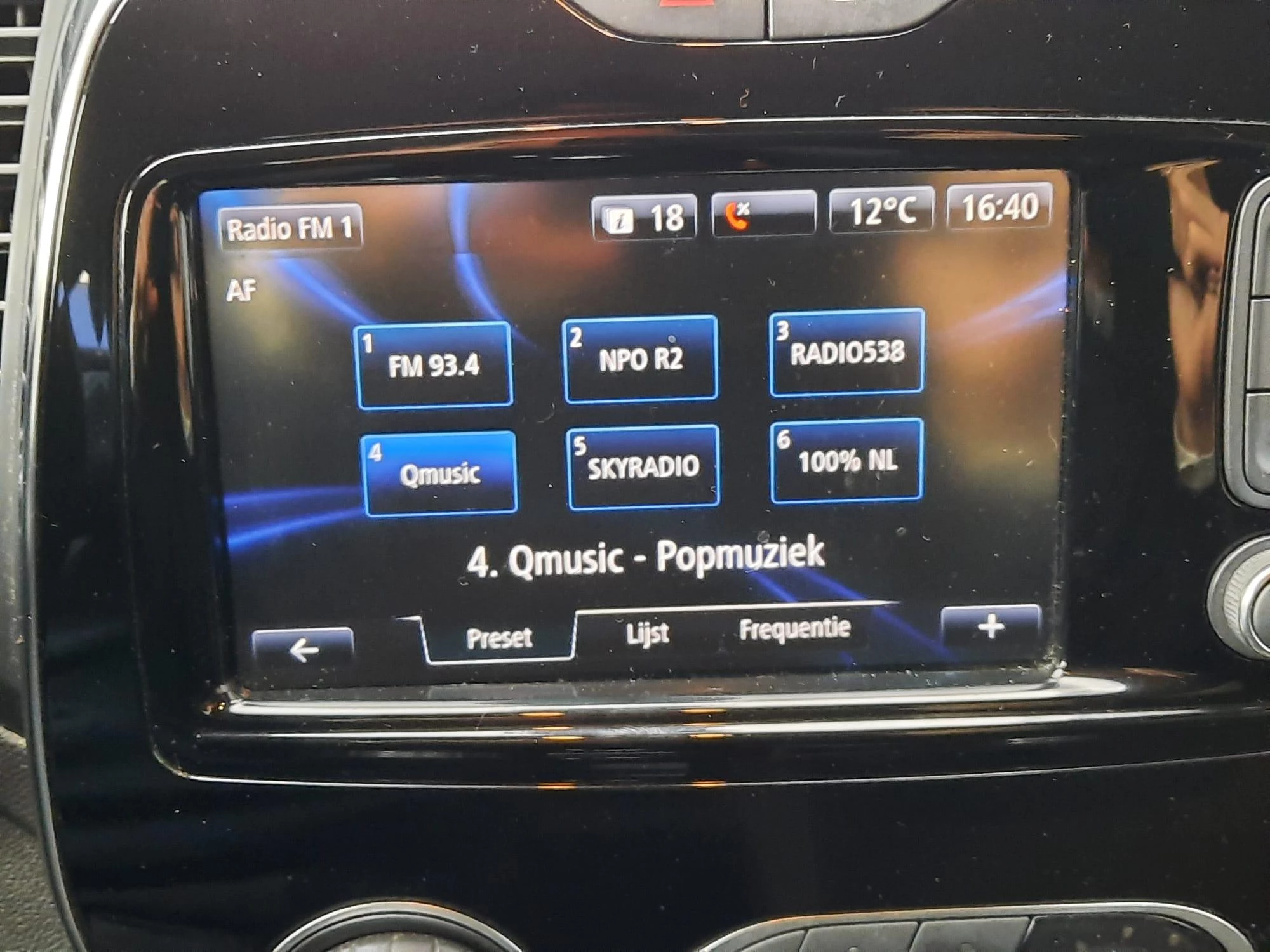 Renault-Captur-image-14