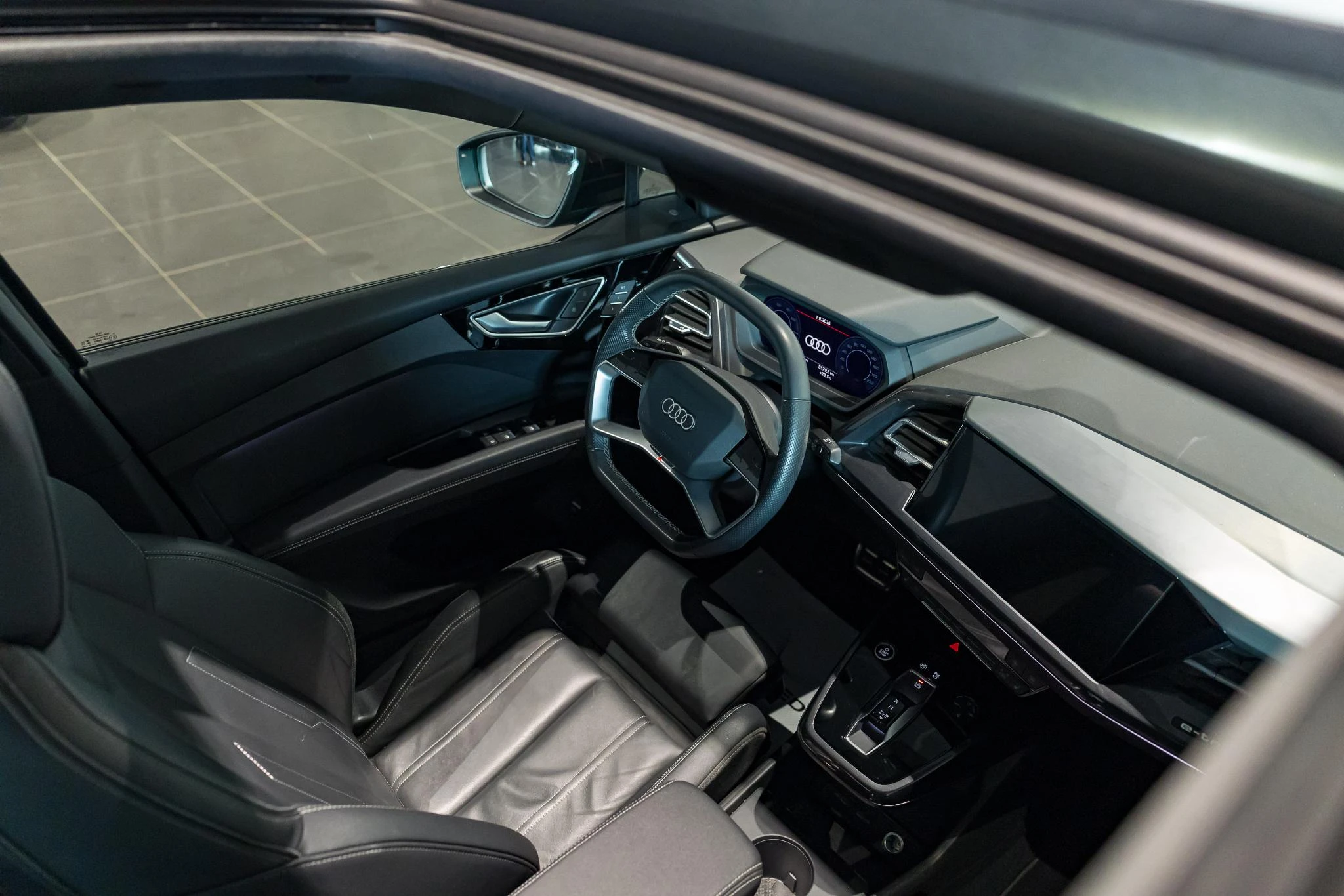 Audi-Q4 Sportback e-tron-image-6