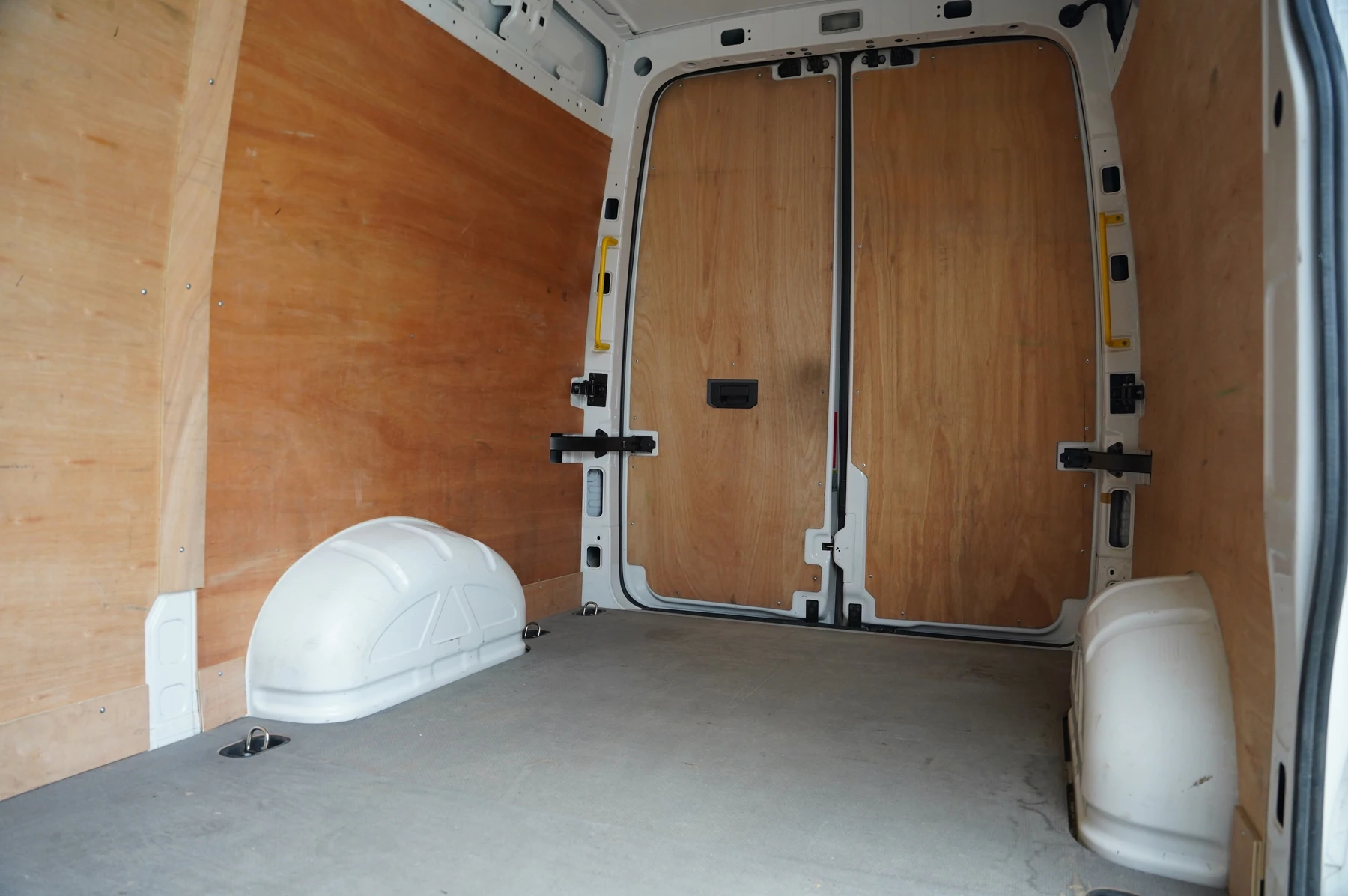 Volkswagen-Crafter-image-30