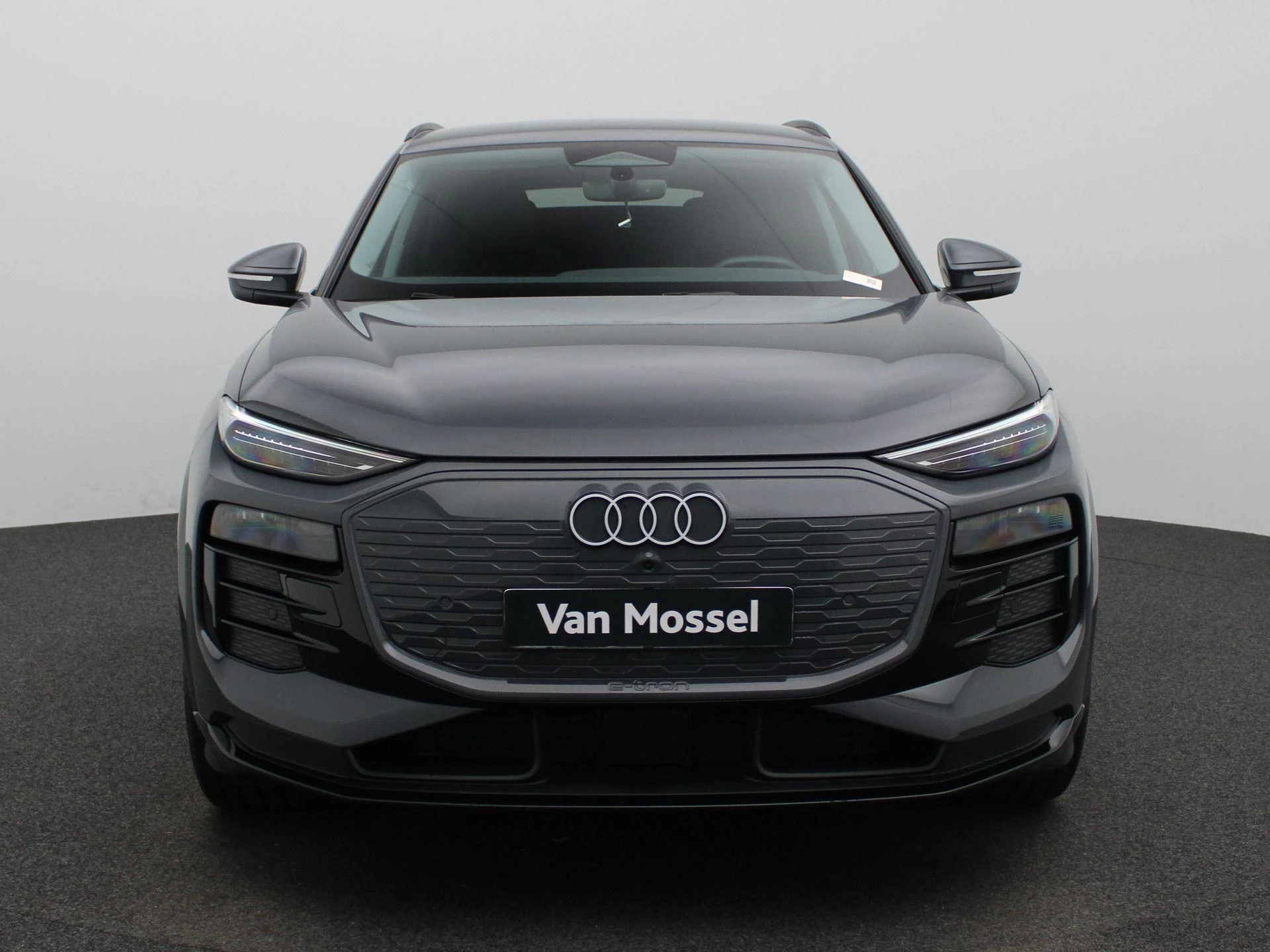 Audi-Q6 e-tron-image-2
