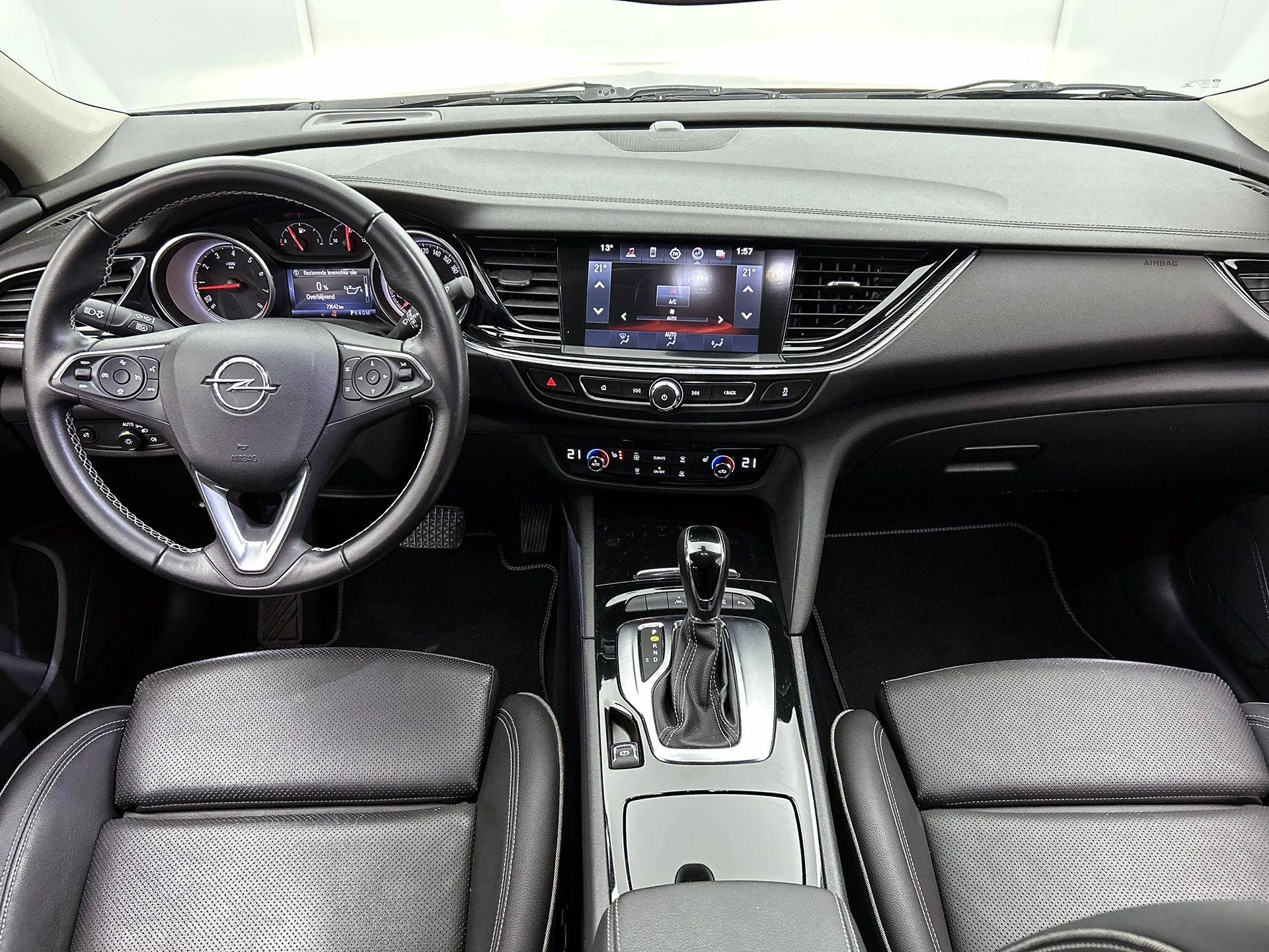 Opel-Insignia-image-21