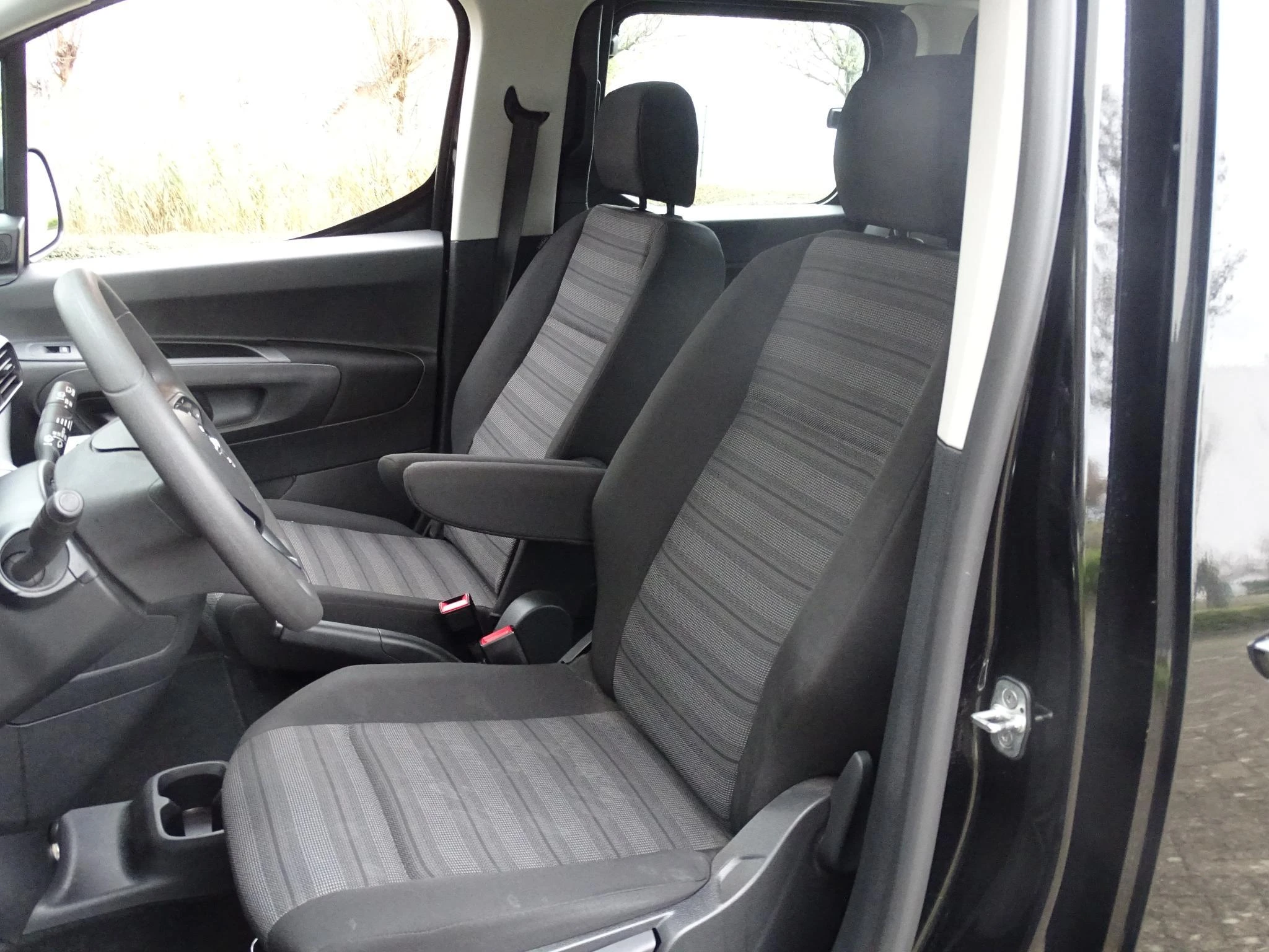 Opel-Combo-image-10