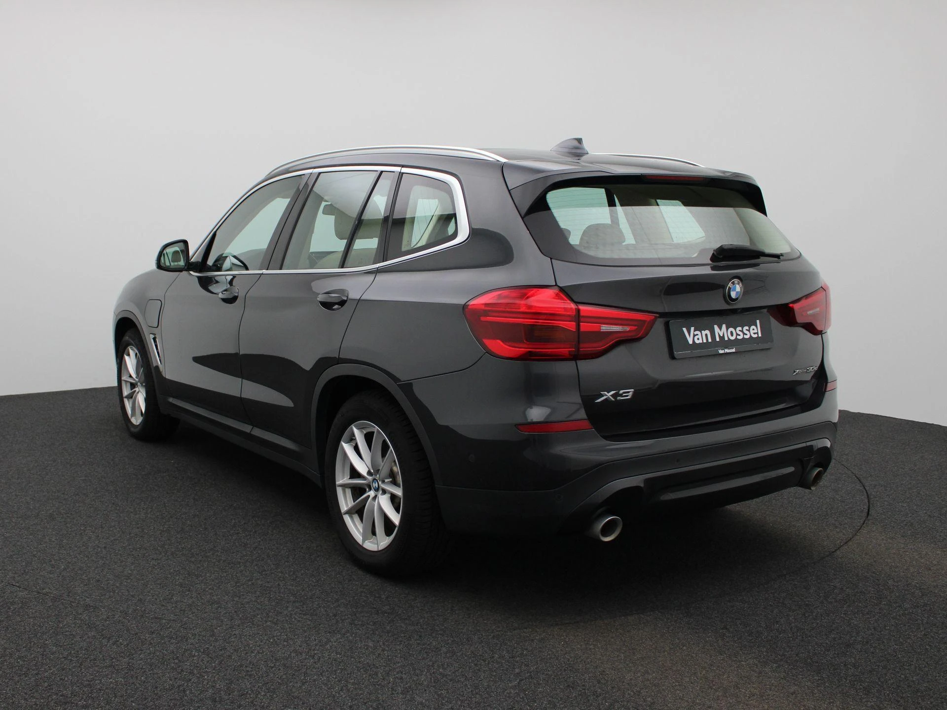 BMW-X3-image-1