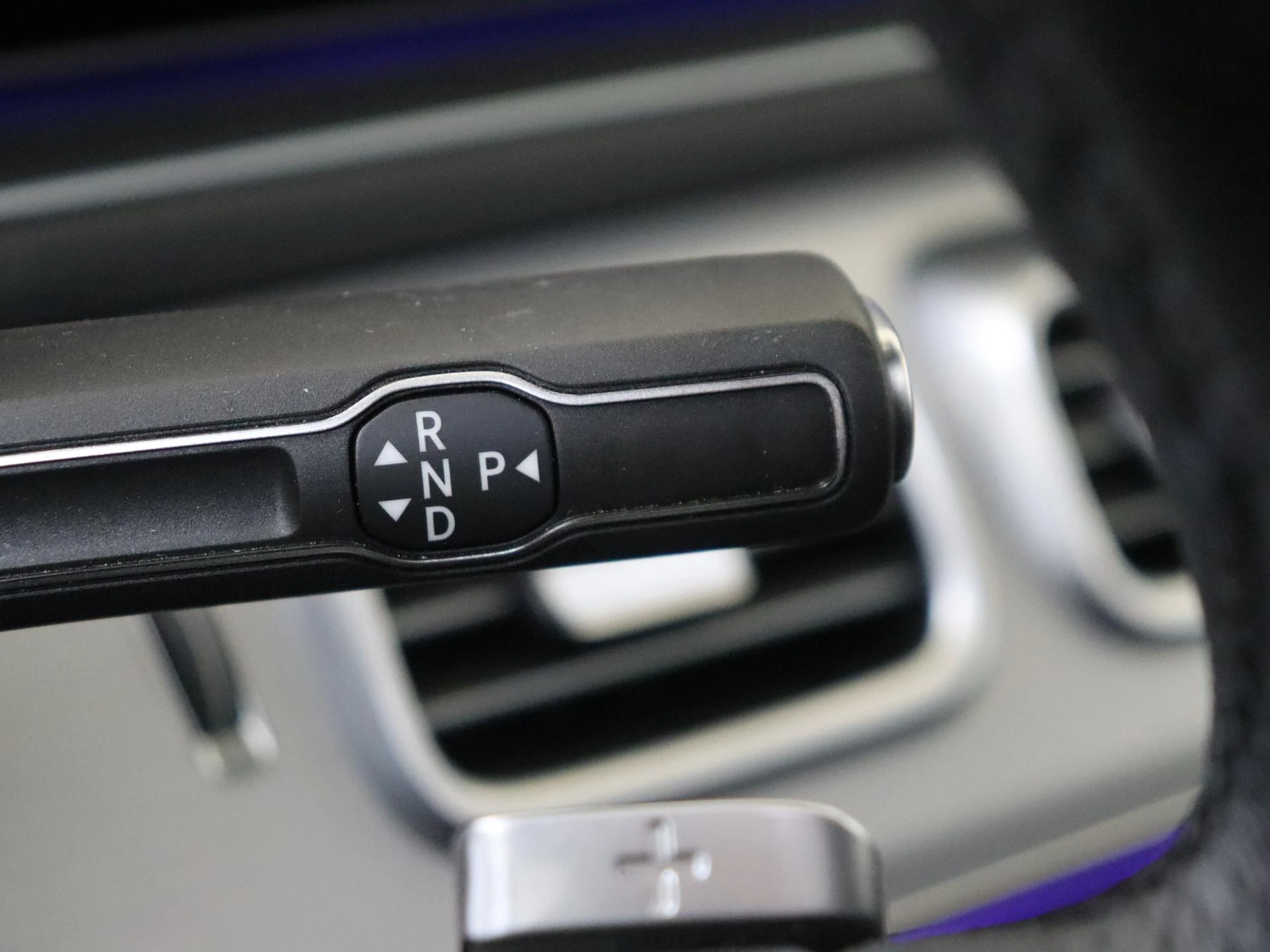 Mercedes-Benz-GLE-image-13