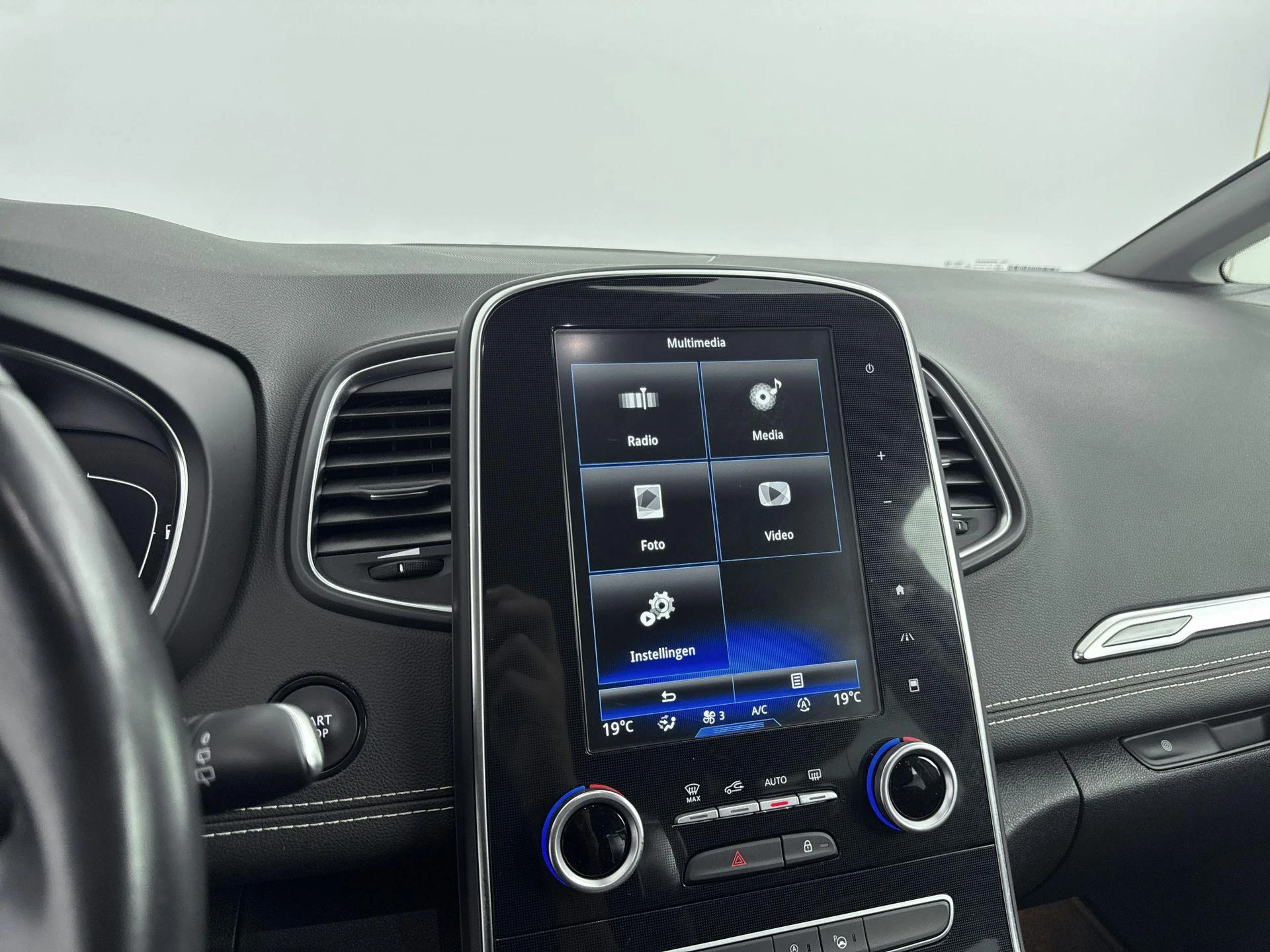 Renault Grand Scénic 1.3 TCe Bose 140Pk EDC