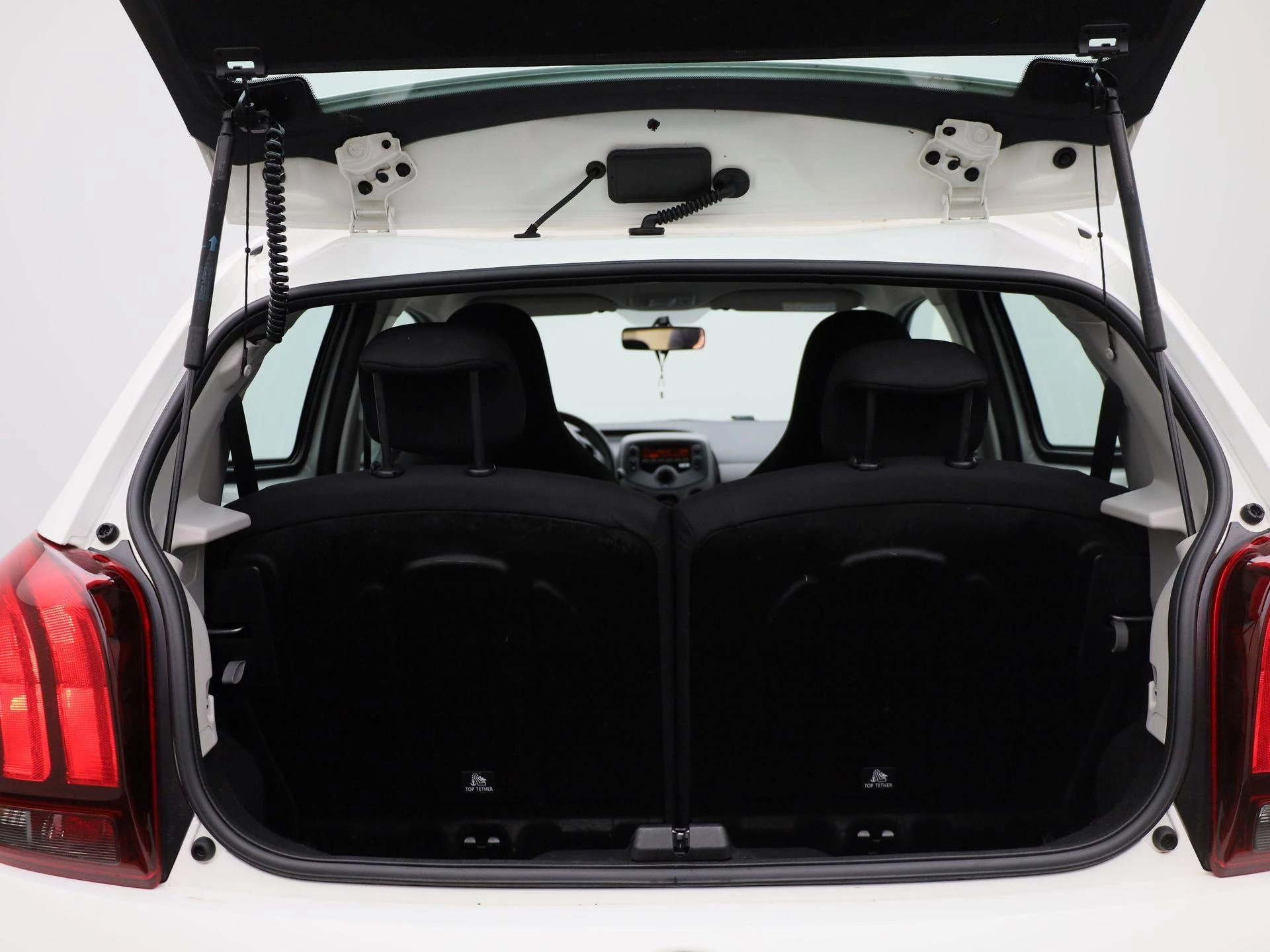 Peugeot-108-image-13