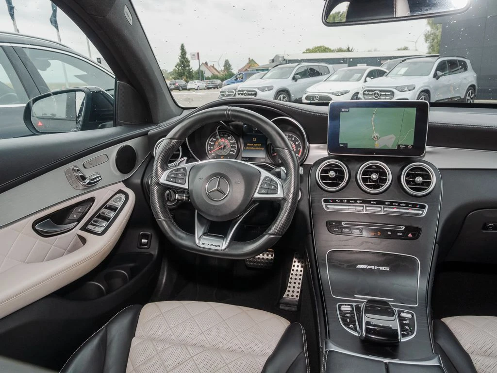 Mercedes-AMG-GLC 63 AMG-image-8