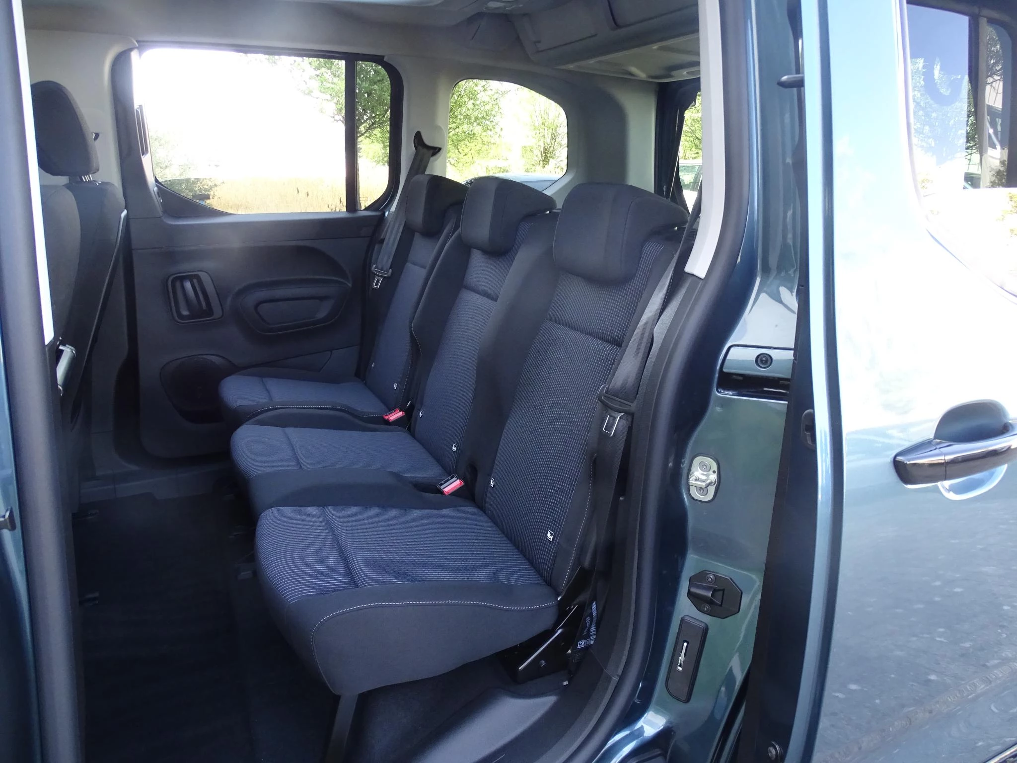 Fiat Qubo 1.2T +gps+camera+park pilot +magic top