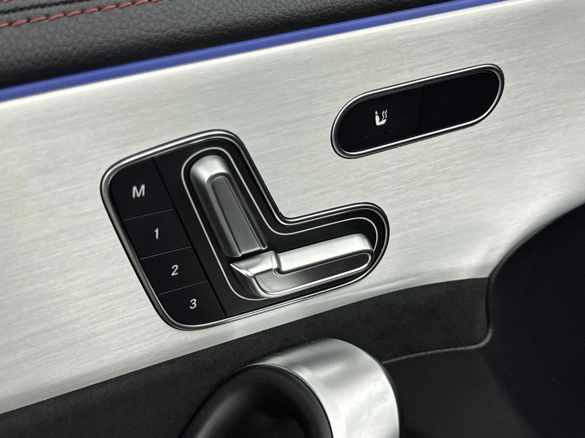 Mercedes-Benz-CLA-image-18