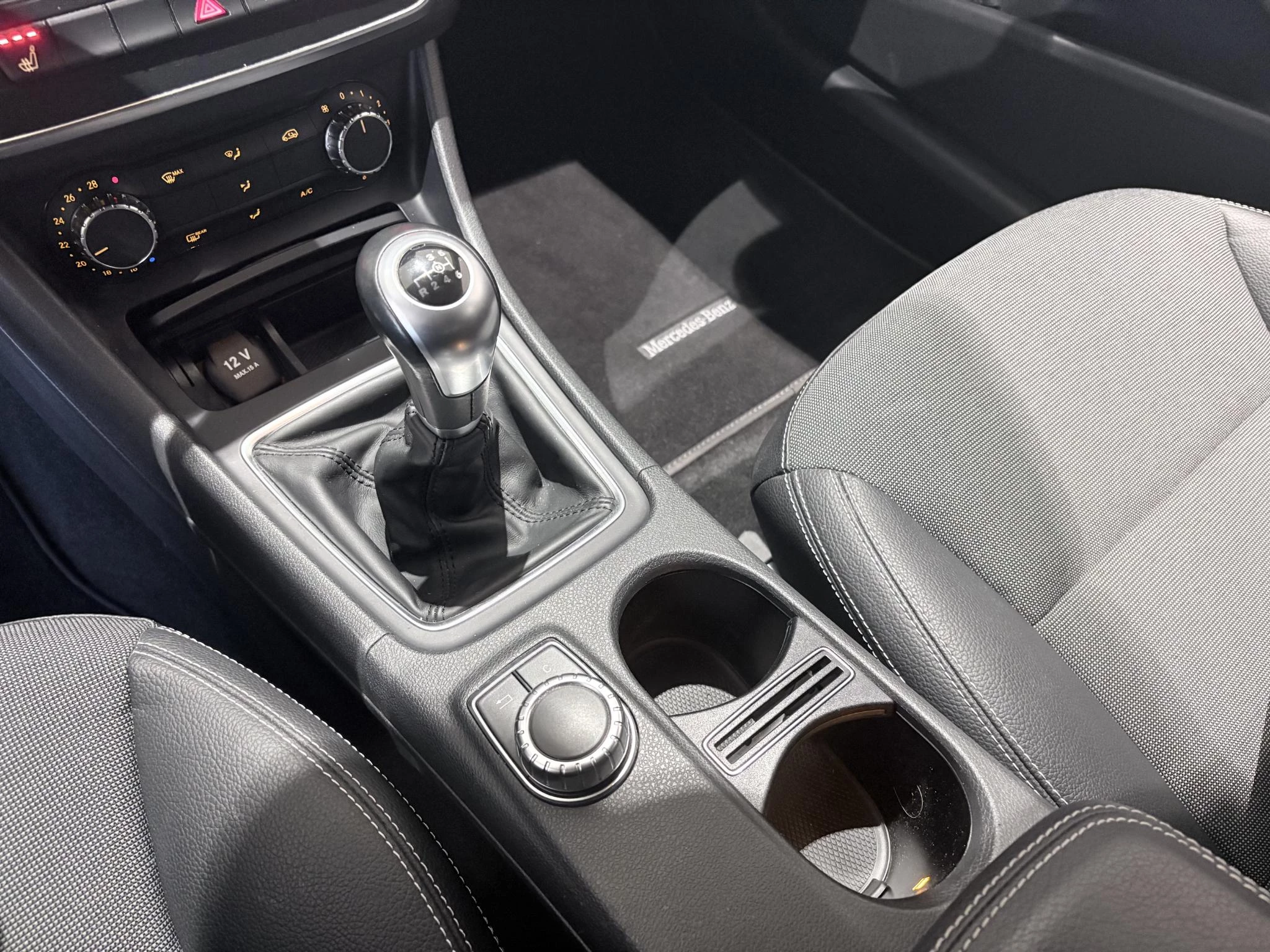 Mercedes-Benz-A-Klasse-image-30