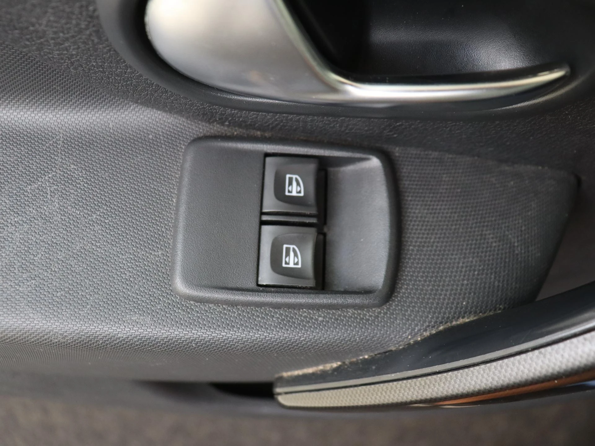 Dacia-Logan-image-25