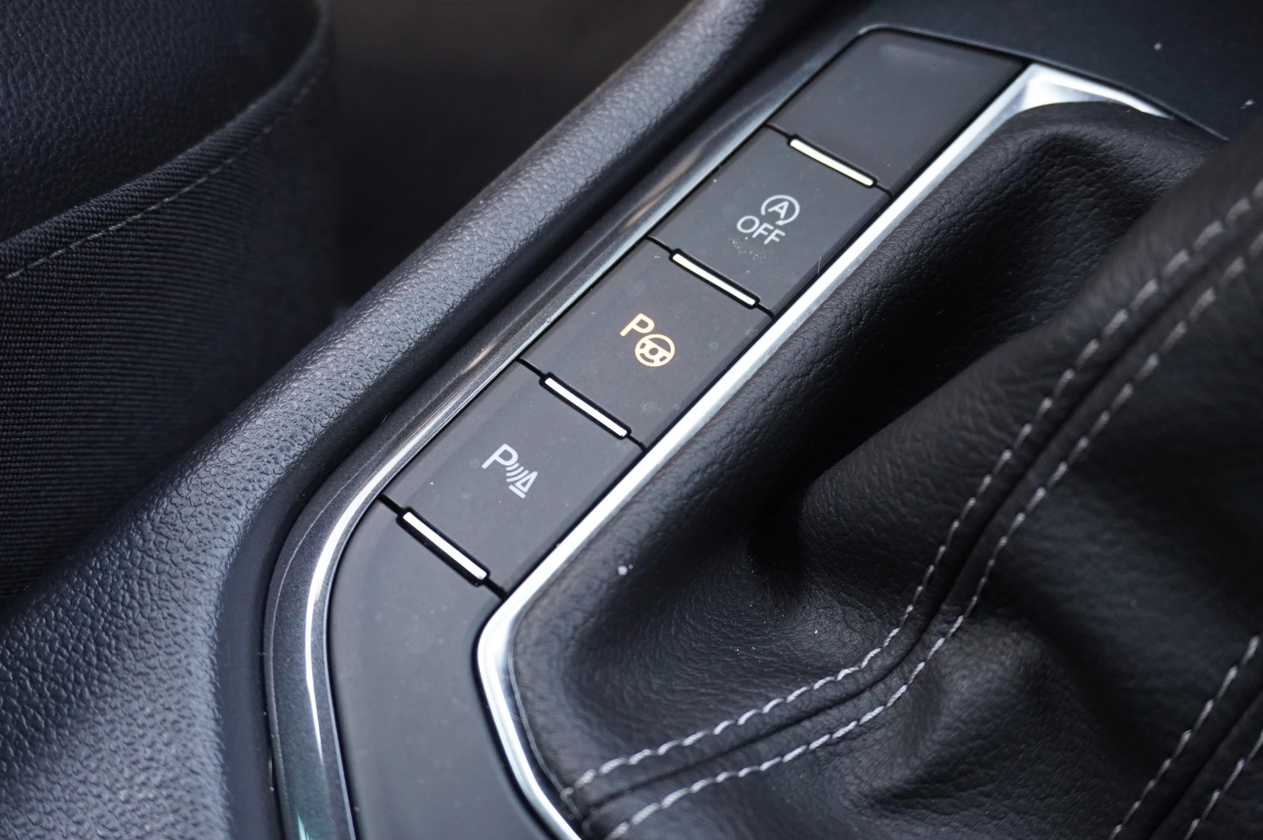 Volkswagen-Tiguan-image-27