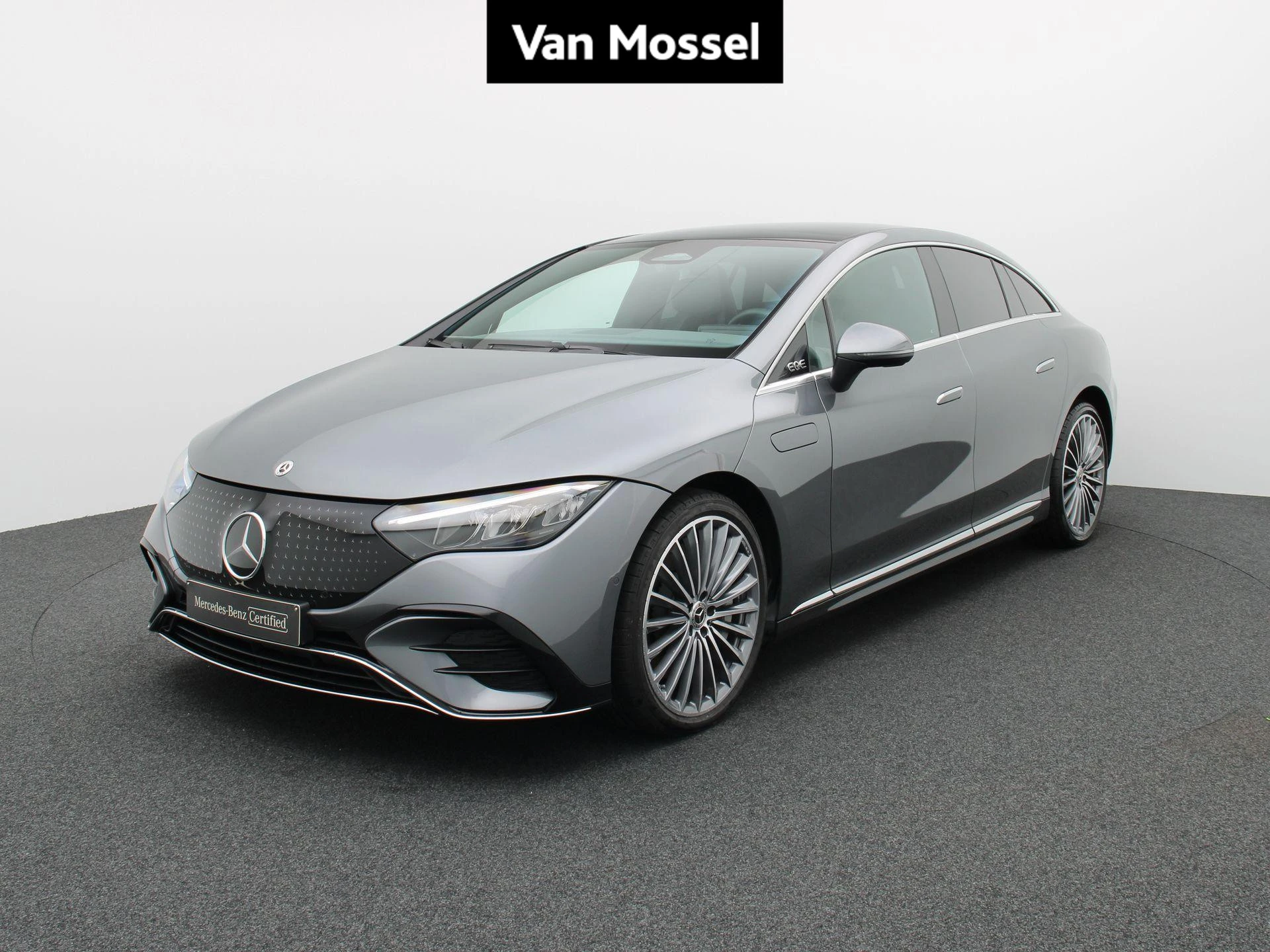 Mercedes-Benz-EQE-image-0