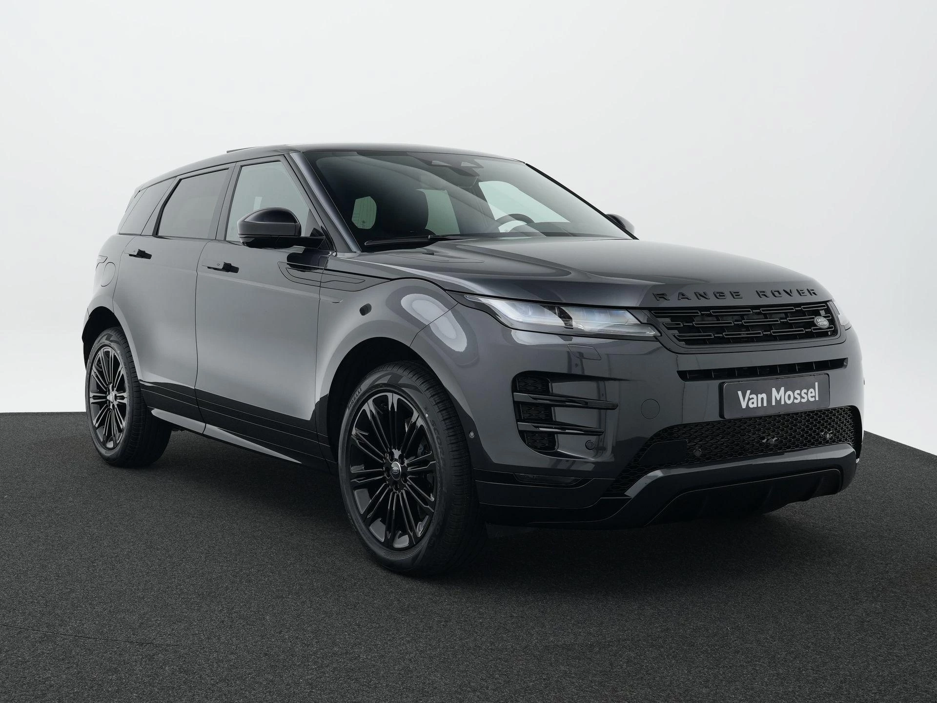 Land Rover-Range Rover Evoque-image-13
