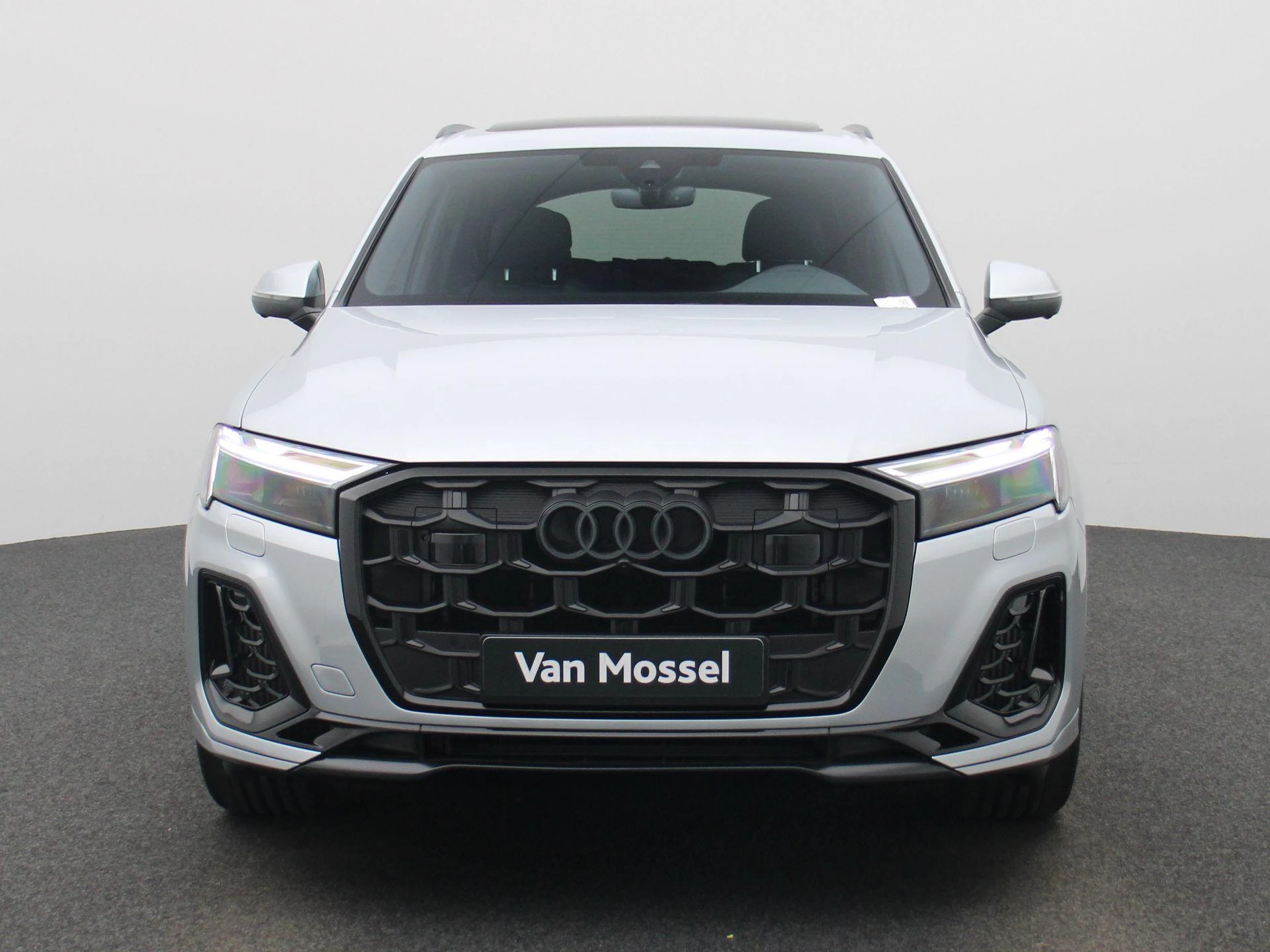 Audi-Q7-image-2
