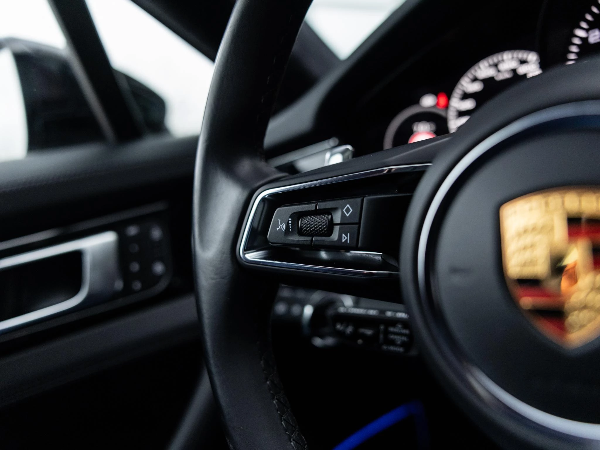 Porsche-Panamera-image-31