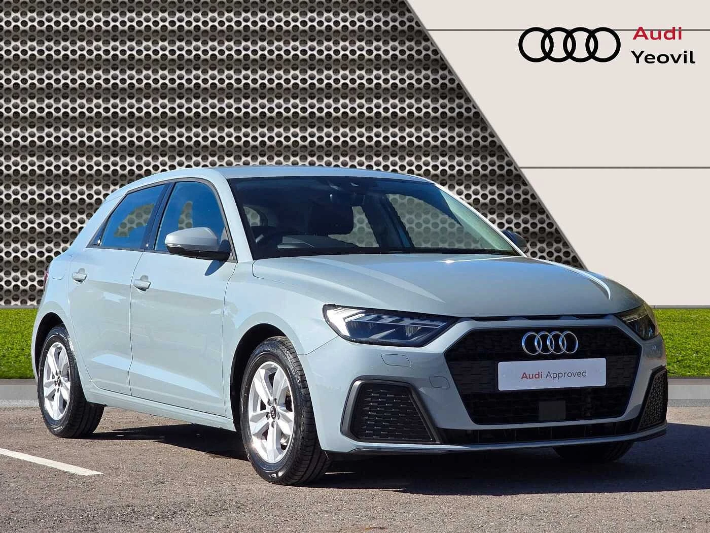 Audi-A1 Sportback-image-0
