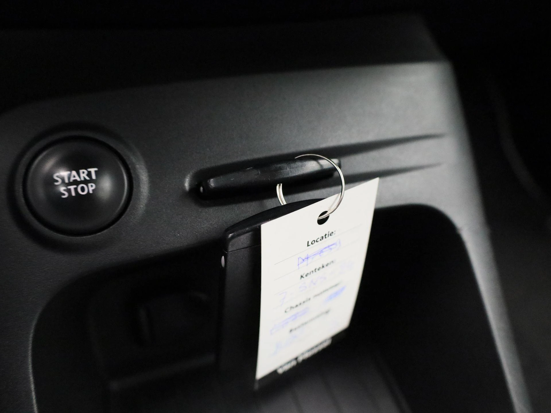Renault-Captur-image-21