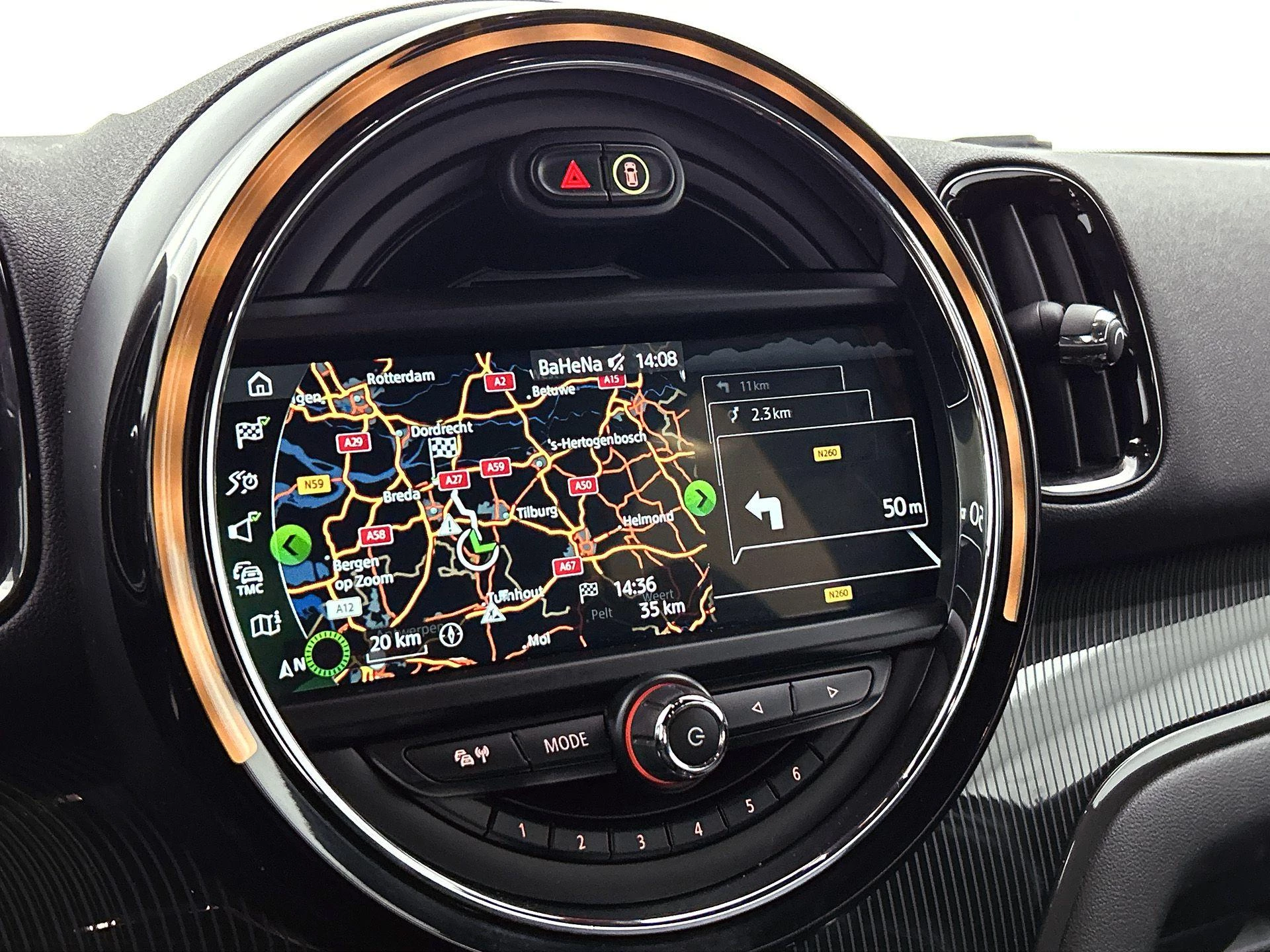 MINI-Countryman-image-6