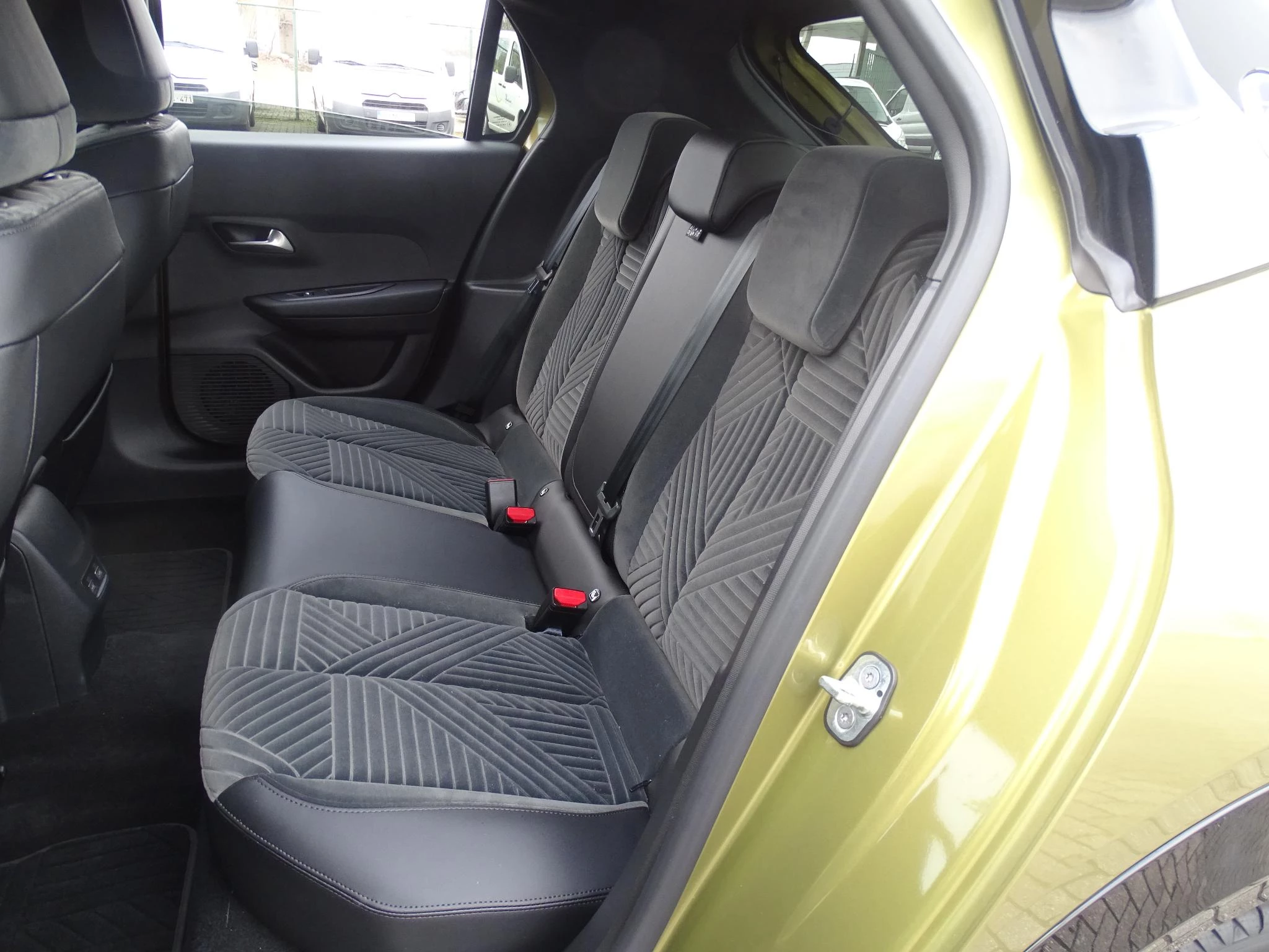 Lancia-Ypsilon-image-19