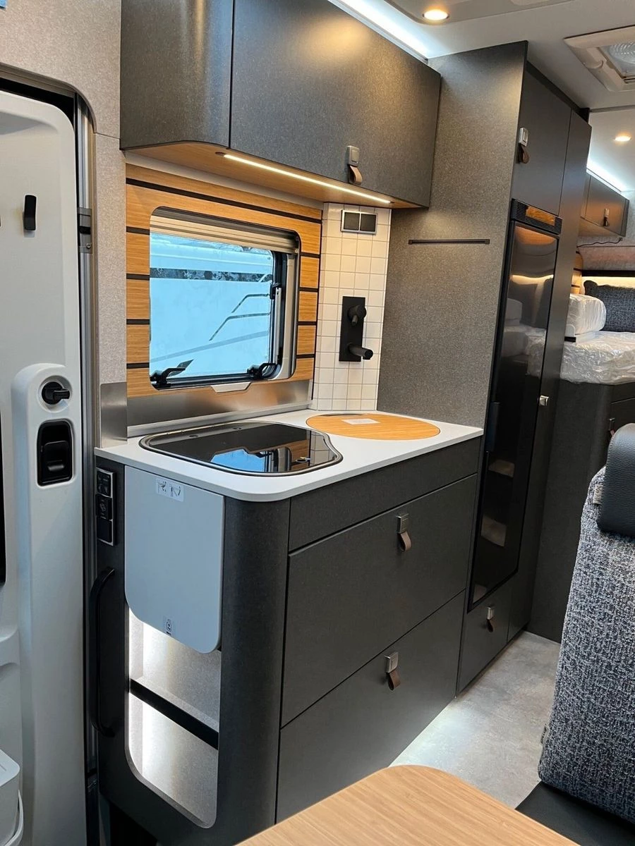 Hymer--image-10