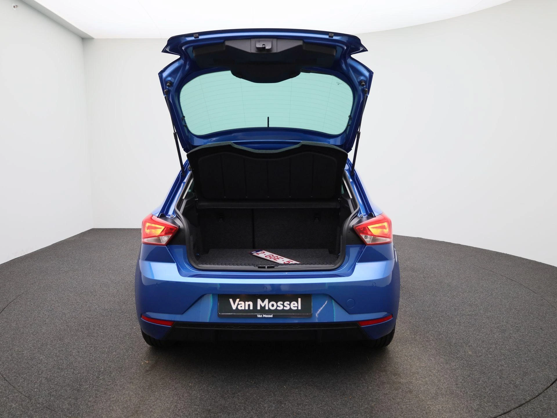 SEAT-Ibiza-image-10