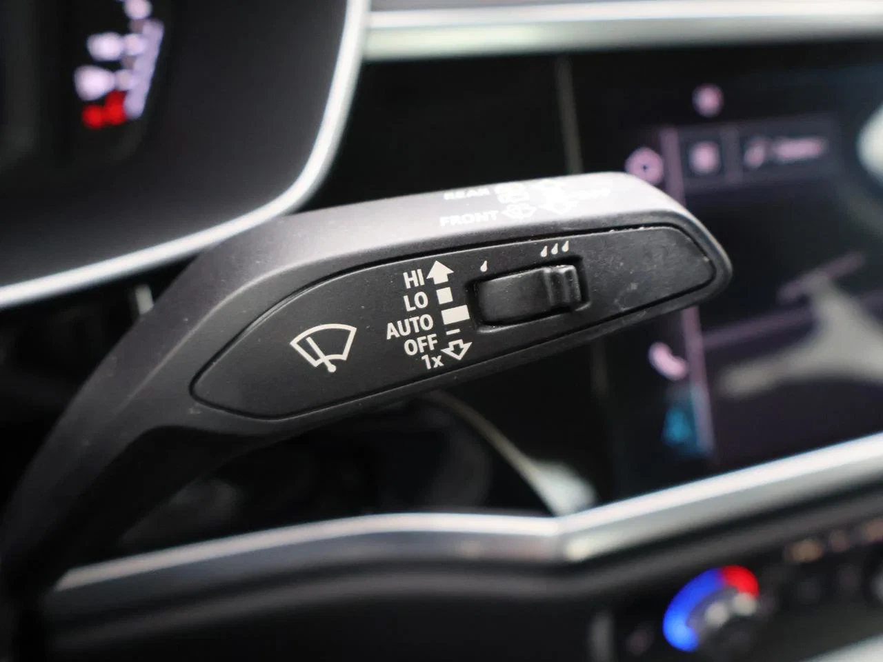 Audi-Q3-image-24