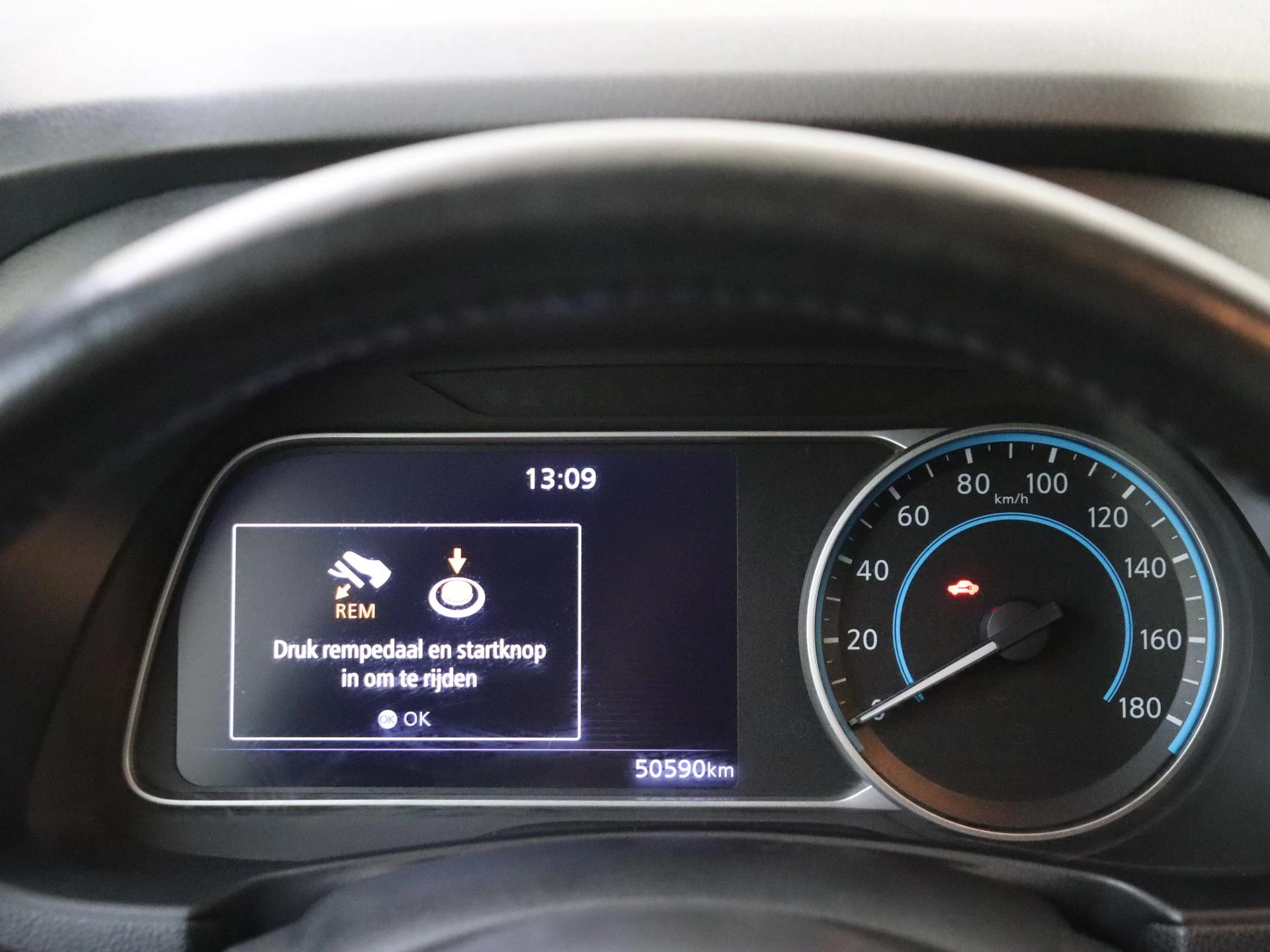 Nissan-Leaf-image-15