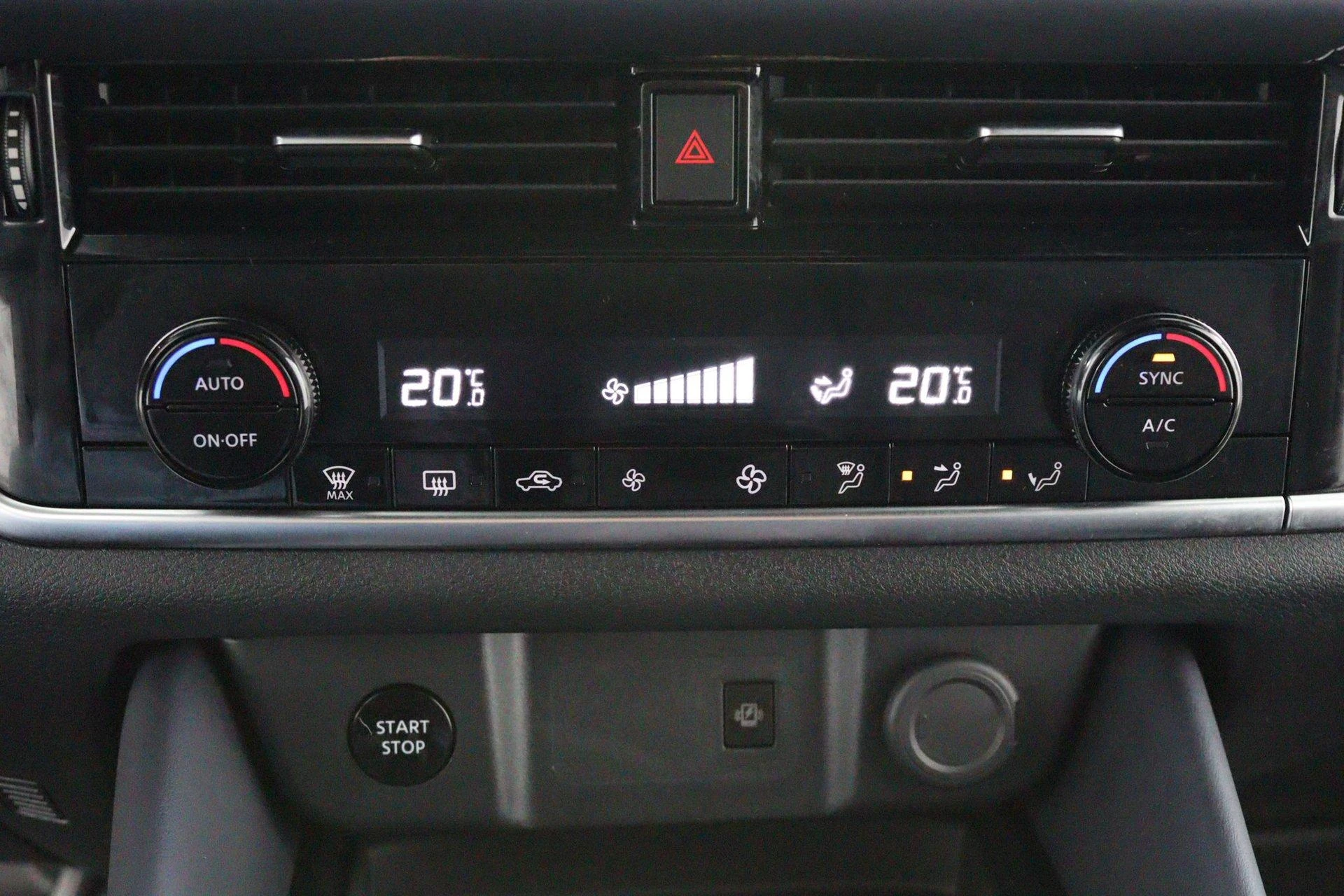 Nissan-QASHQAI-image-10
