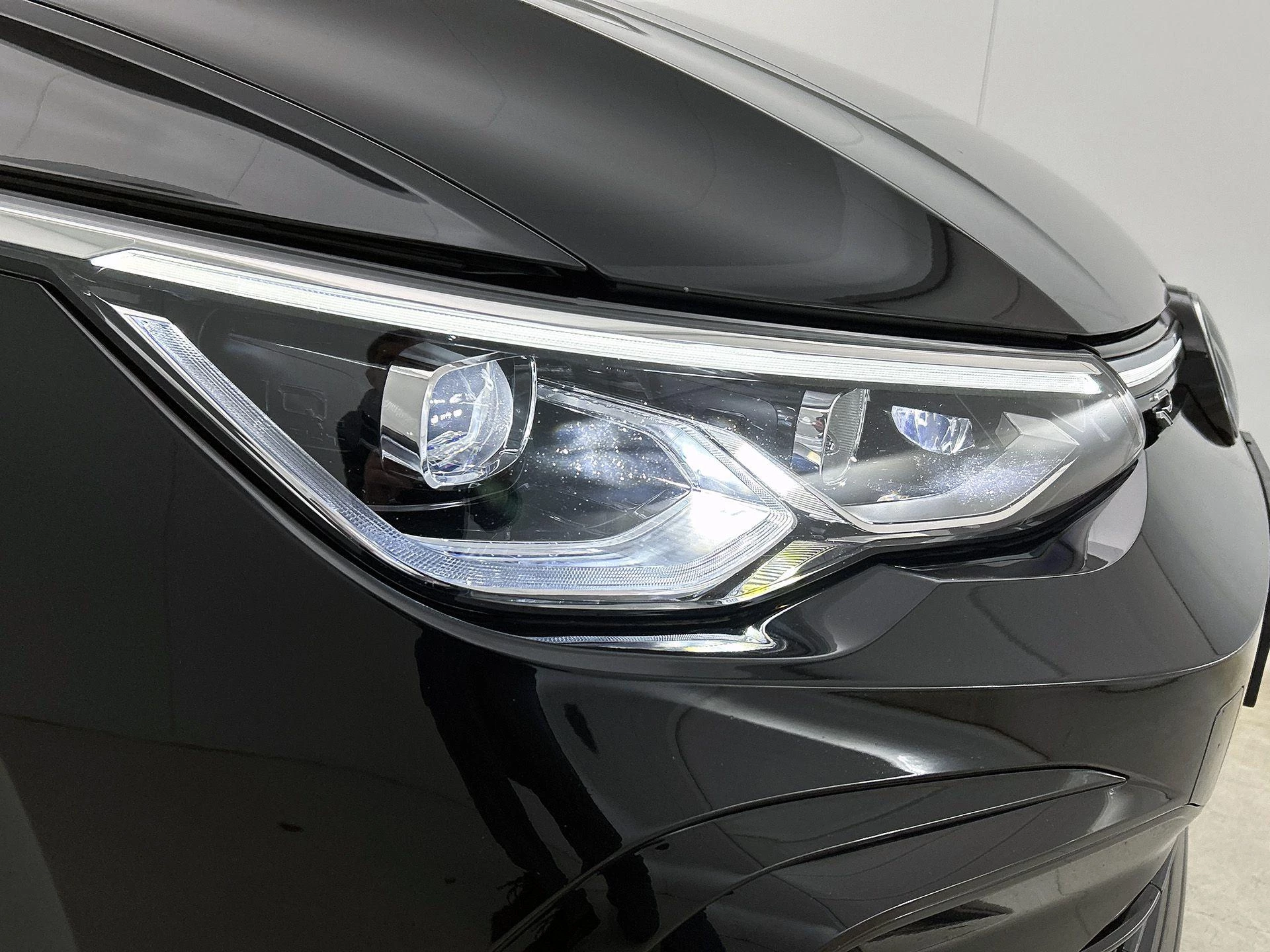 Volkswagen-Golf-image-28