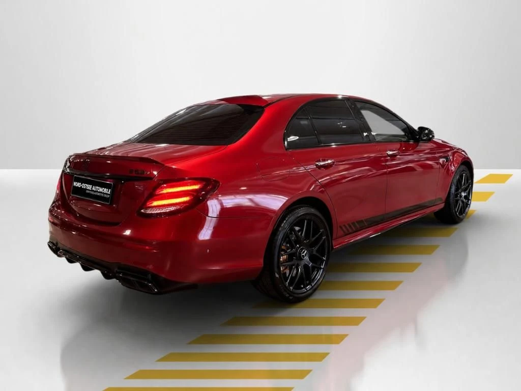 Mercedes-AMG-E-Klasse 63 S AMG-image-13