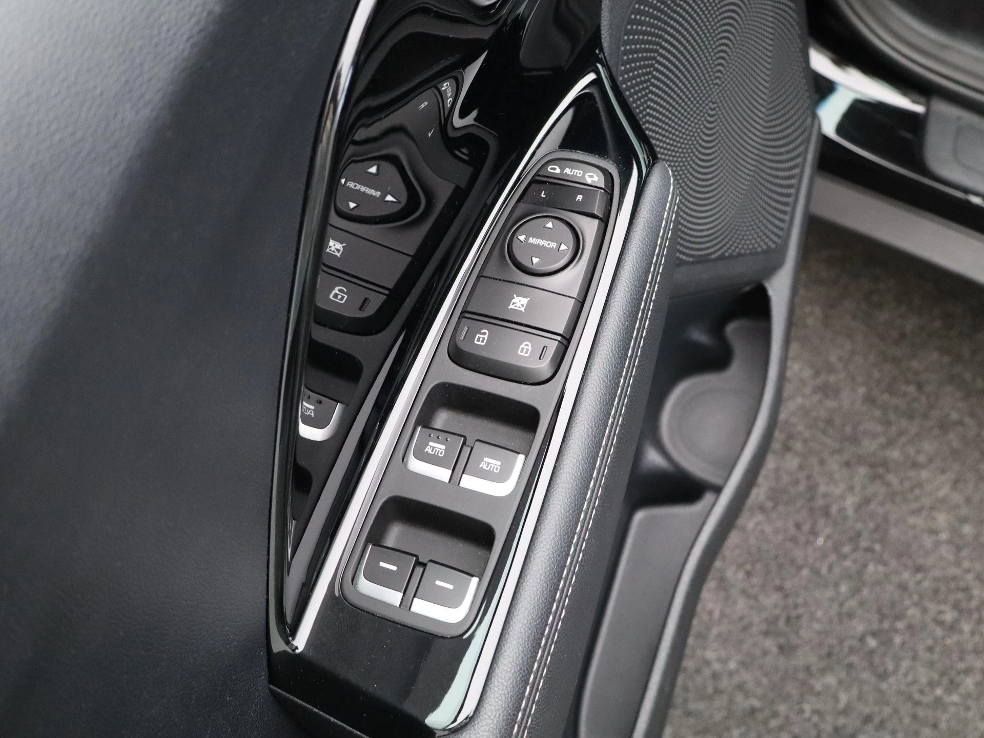 Kia-Niro-image-25