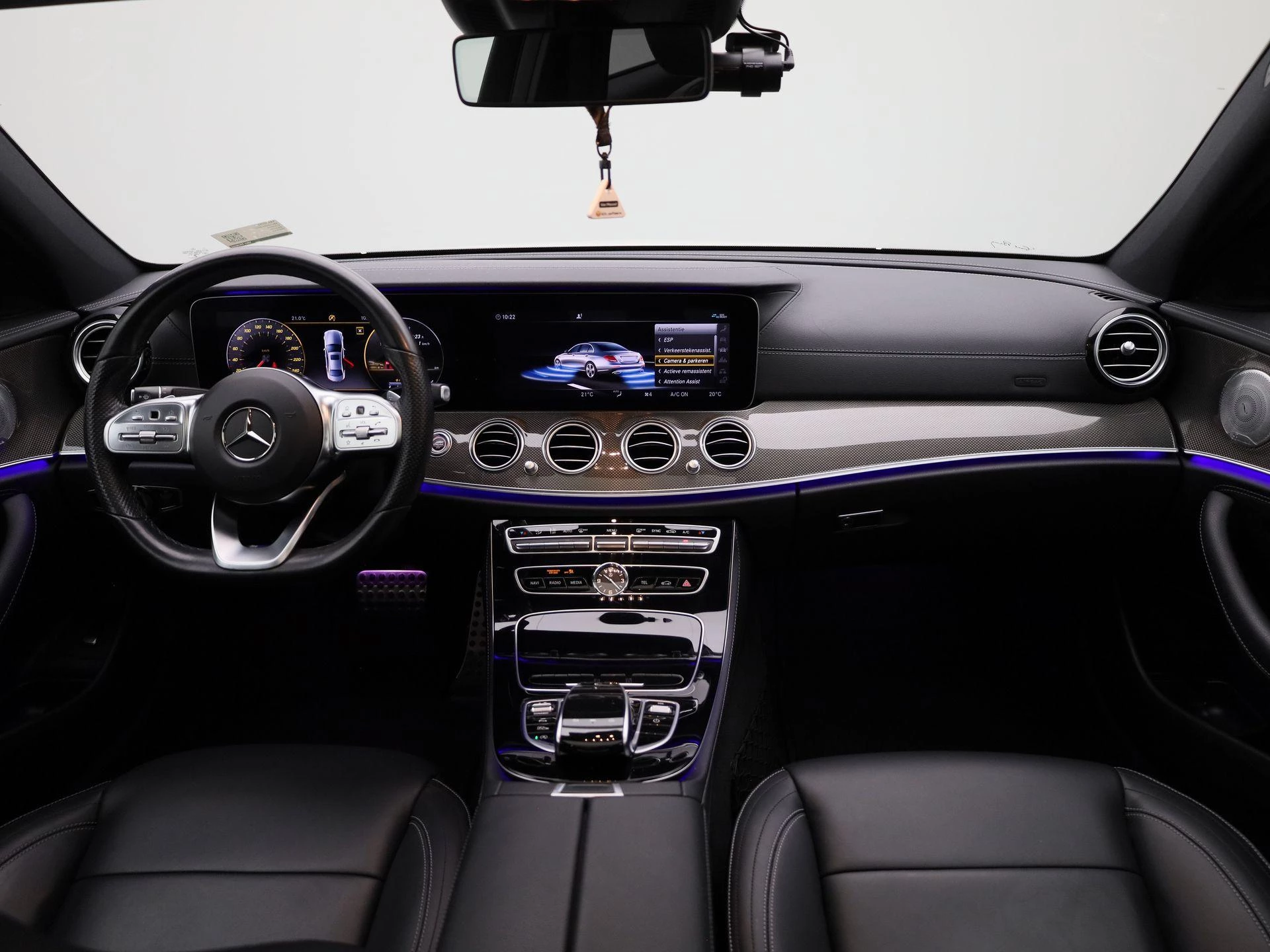 Mercedes-Benz-E-Klasse-image-47