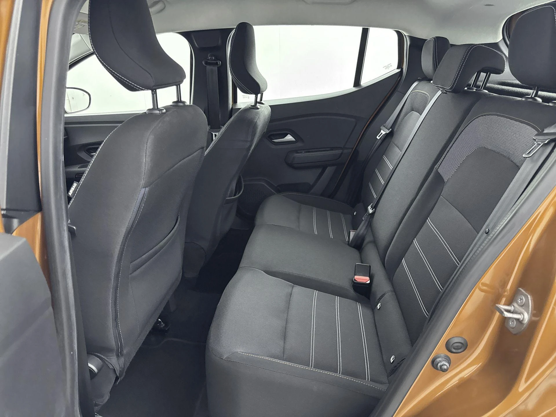 Dacia-Sandero Stepway-image-25